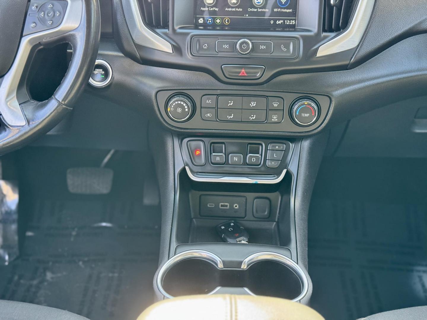 2018 GRAY GMC Terrain SLE (3GKALMEVXJL) with an 1.4L L4 DOHC 16V TURBO engine, 6A transmission, located at 7600 S Western Ave., Chicago, IL, 60620, (773) 918-3980, 0.000000, 0.000000 - Photo#11