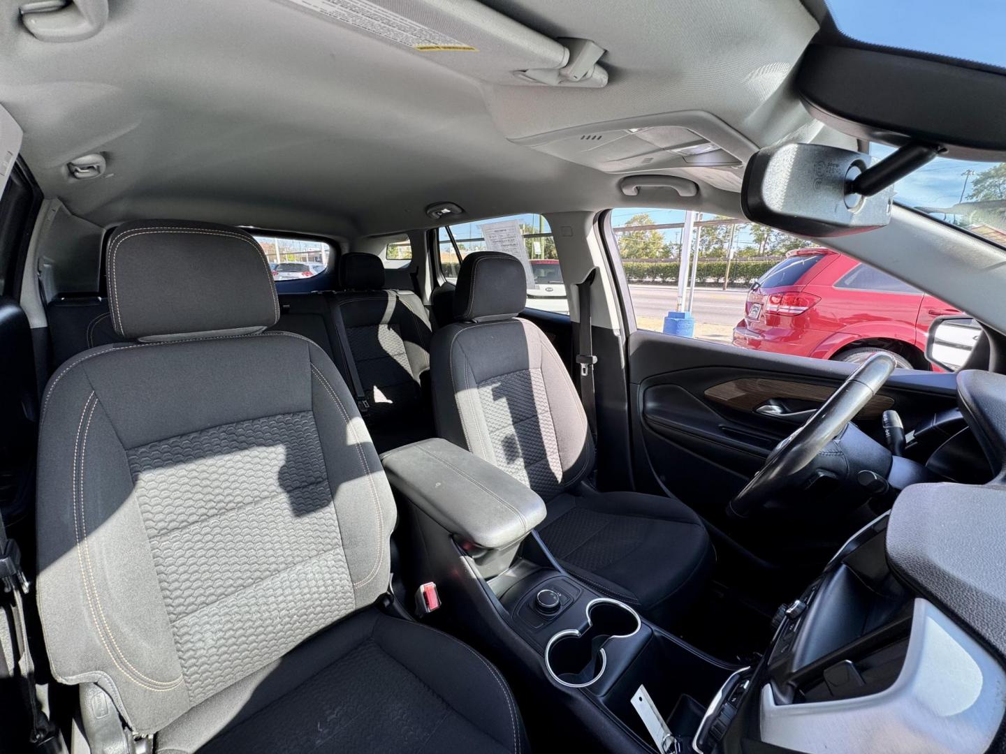 2018 GRAY GMC Terrain SLE (3GKALMEVXJL) with an 1.4L L4 DOHC 16V TURBO engine, 6A transmission, located at 7600 S Western Ave., Chicago, IL, 60620, (773) 918-3980, 0.000000, 0.000000 - Photo#9