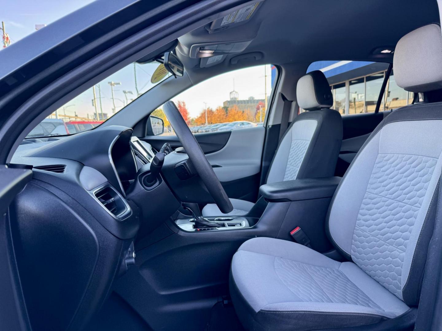 2019 GRAY Chevrolet Equinox LS 2WD (3GNAXHEV7KS) with an 1.5L L4 DIR DOHC 16V TURBO engine, 6A transmission, located at 7600 S Western Ave., Chicago, IL, 60620, (773) 918-3980, 0.000000, 0.000000 - Photo#7