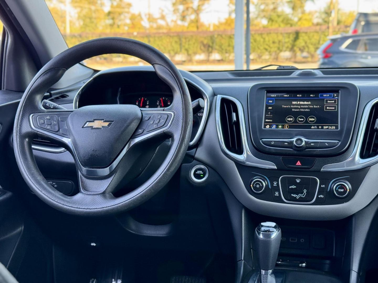 2019 GRAY Chevrolet Equinox LS 2WD (3GNAXHEV7KS) with an 1.5L L4 DIR DOHC 16V TURBO engine, 6A transmission, located at 7600 S Western Ave., Chicago, IL, 60620, (773) 918-3980, 0.000000, 0.000000 - Photo#6