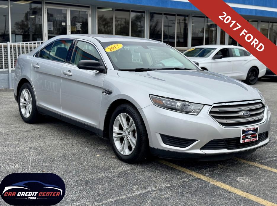 photo of 2017 Ford Taurus SE FWD