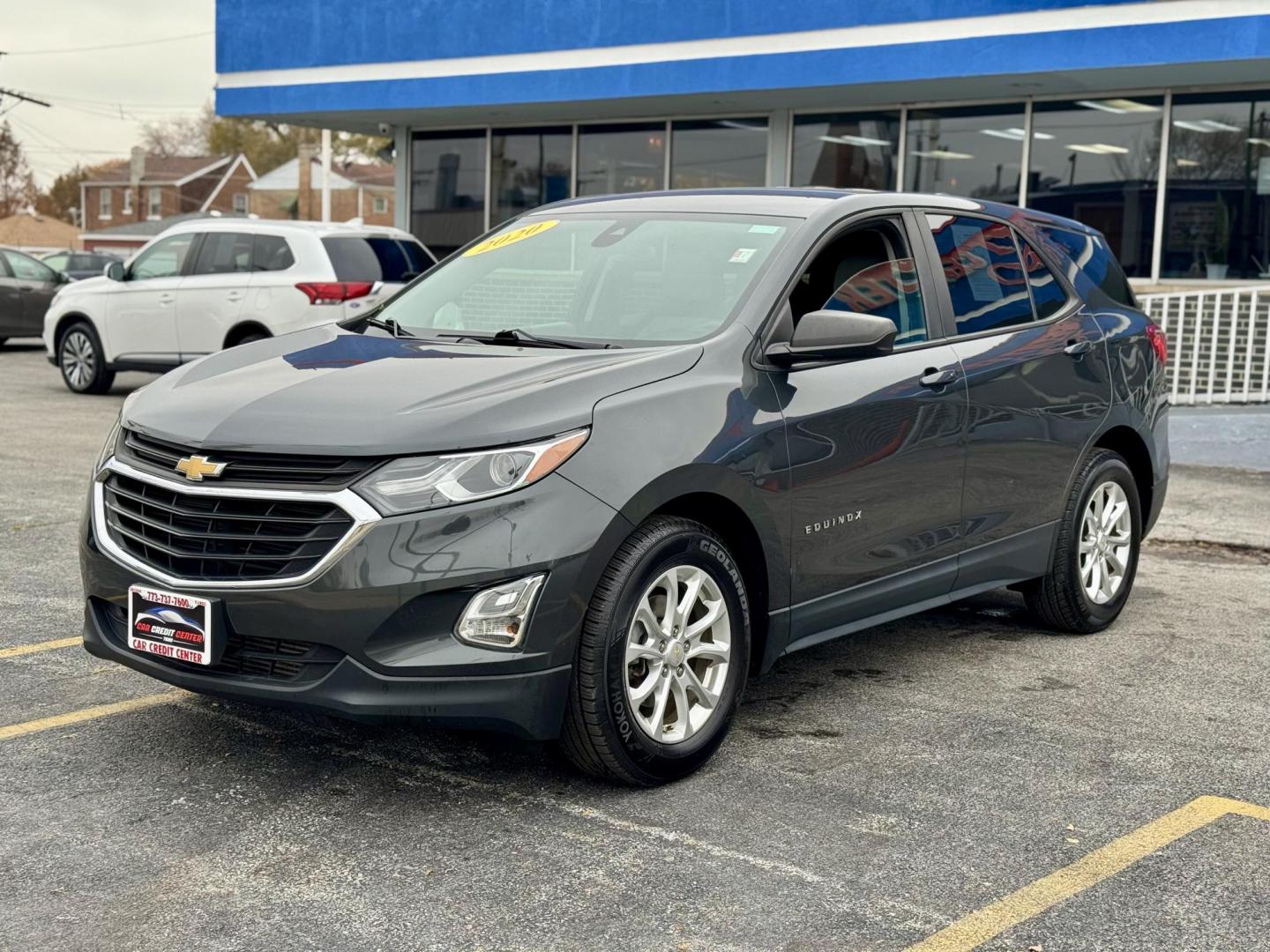 2020 GRAY Chevrolet Equinox 1FL AWD (2GNAX5EV3L6) with an 1.5L L4 DIR DOHC 16V TURBO engine, 6A transmission, located at 7600 S Western Ave., Chicago, IL, 60620, (773) 918-3980, 0.000000, 0.000000 - Photo#2