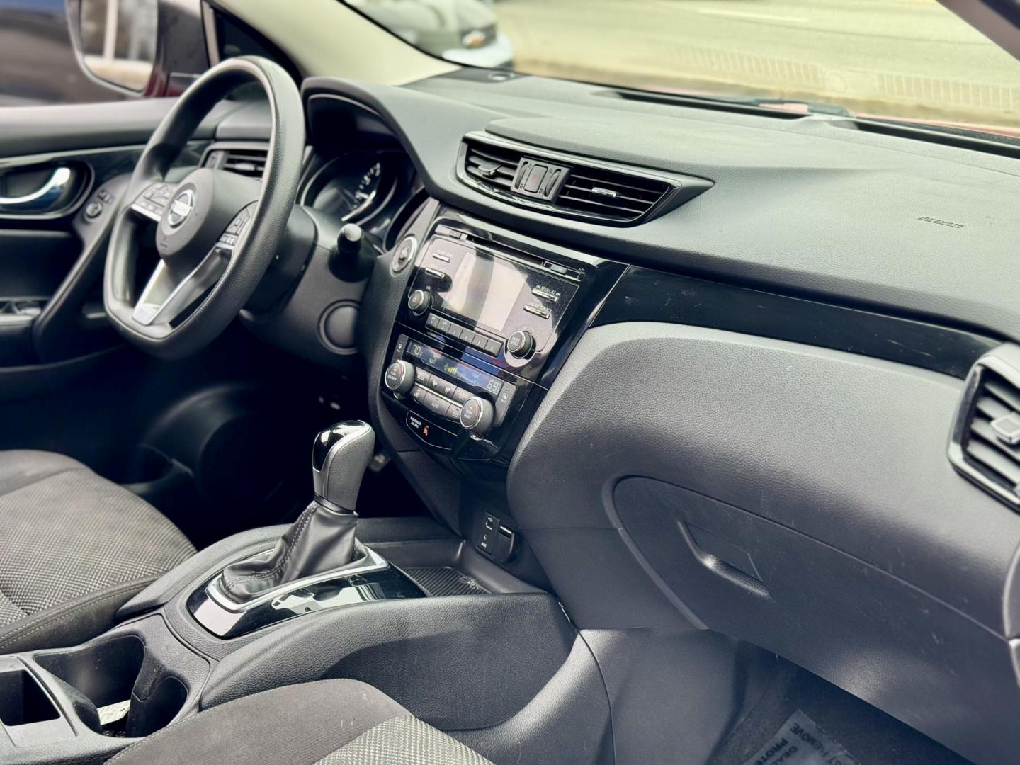 2018 RED Nissan Rogue Sport S AWD (JN1BJ1CR6JW) with an 2.0L L4 DOHC 16V engine, CVT transmission, located at 7600 S Western Ave., Chicago, IL, 60620, (773) 918-3980, 0.000000, 0.000000 - Photo#7