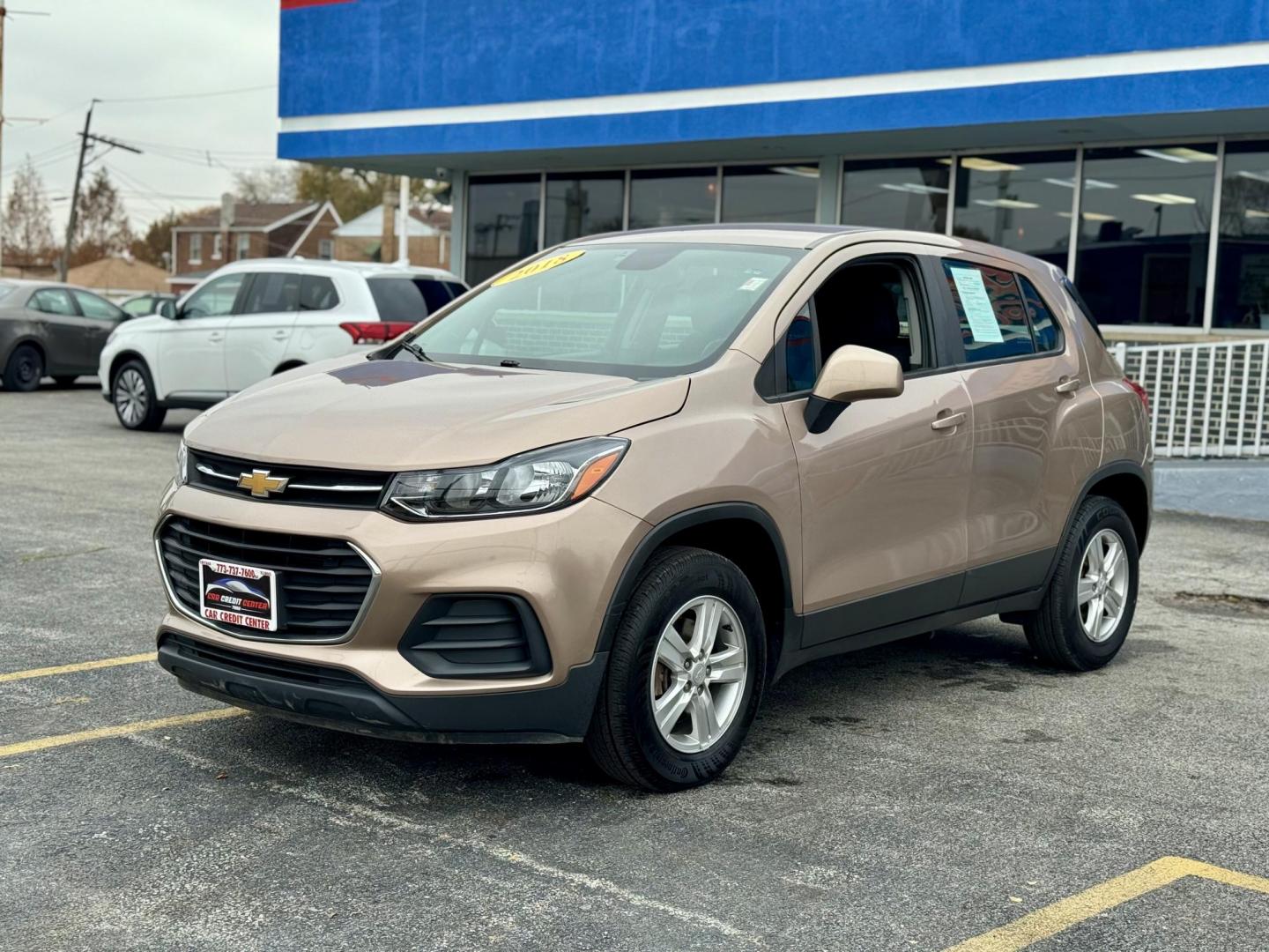 2018 GOLD Chevrolet Trax LS AWD (3GNCJNSB8JL) with an 1.4L L4 DOHC 16V engine, 6A transmission, located at 7600 S Western Ave., Chicago, IL, 60620, (773) 918-3980, 0.000000, 0.000000 - Photo#2