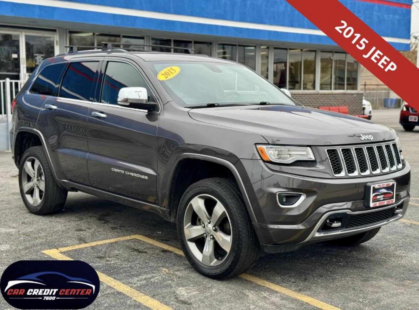 2015 GRAY Jeep Grand Cherokee Overland 4WD (1C4RJFCG4FC) with an 3.6L V6 DOHC 24V engine, 8-Speed Automatic transmission, located at 7600 S Western Ave., Chicago, IL, 60620, (773) 918-3980, 0.000000, 0.000000 - Photo#0