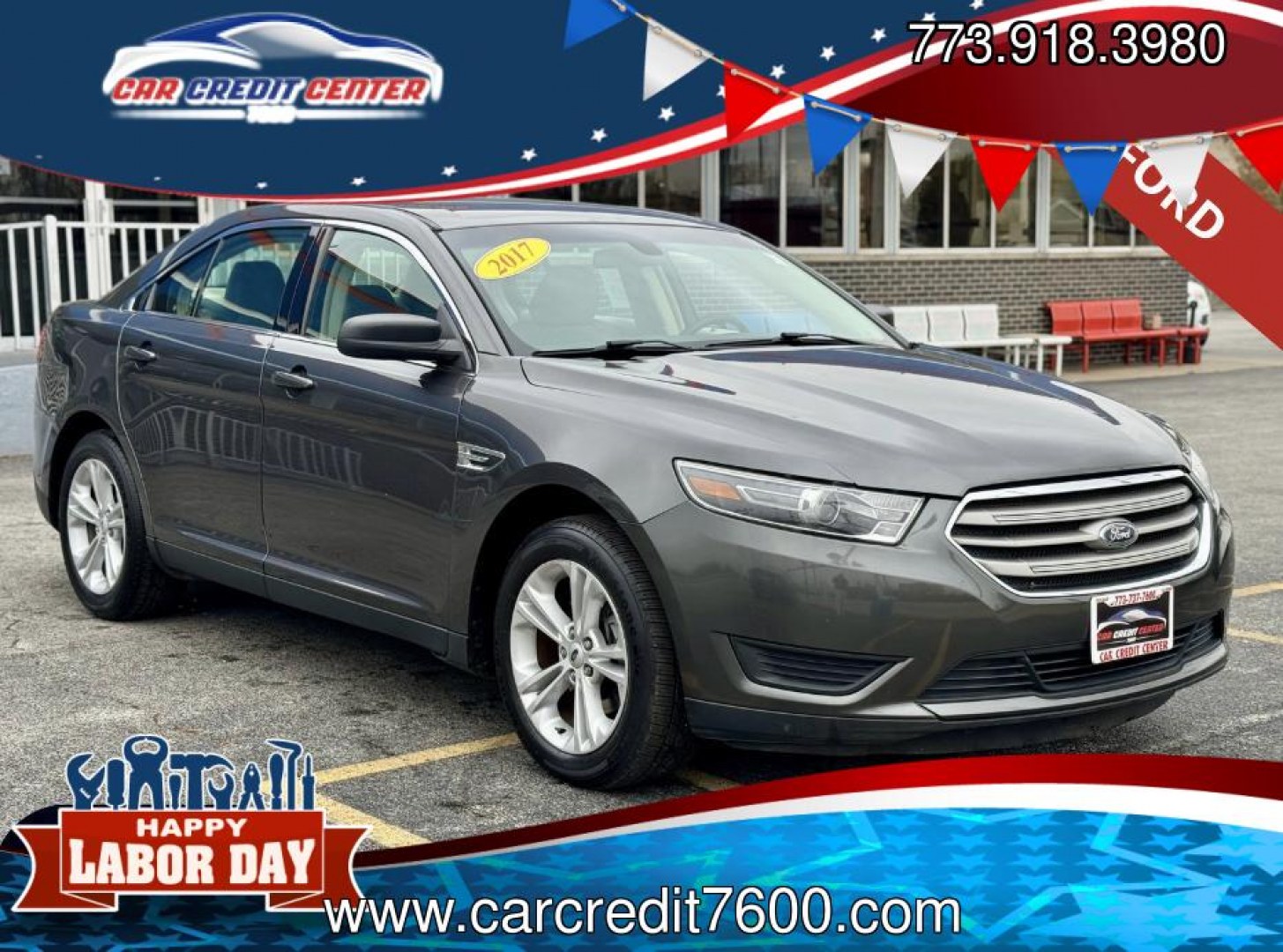 2017 GRAY Ford Taurus SE FWD (1FAHP2D85HG) with an 3.5L V6 DOHC 24V engine, 6A transmission, located at 7600 S Western Ave., Chicago, IL, 60620, (773) 918-3980, 0.000000, 0.000000- Photo#0