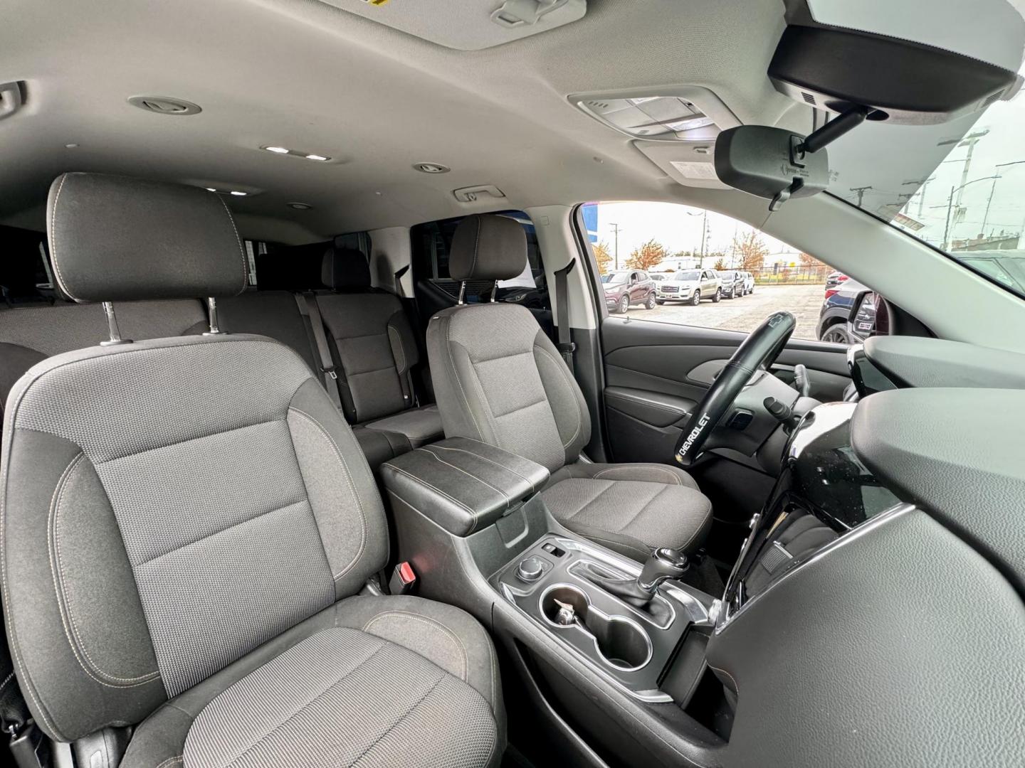 2019 BLACK Chevrolet Traverse LS FWD (1GNERFKW2KJ) with an 3.6L V6 DOHC 24V engine, 9A transmission, located at 7600 S Western Ave., Chicago, IL, 60620, (773) 918-3980, 0.000000, 0.000000 - Photo#9