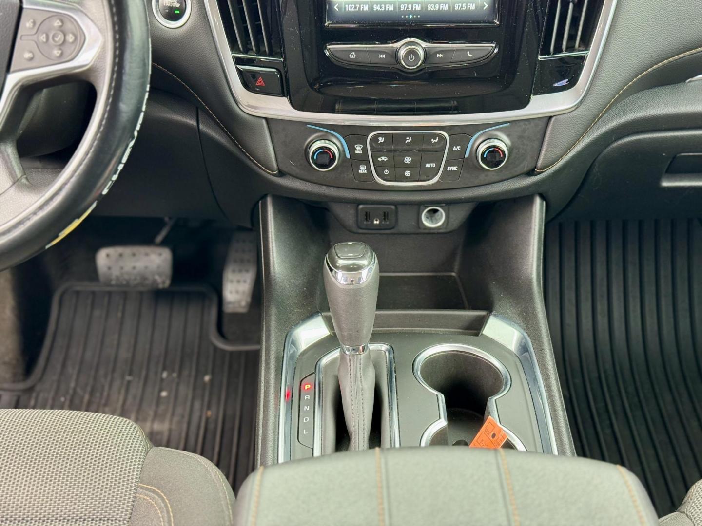 2019 BLACK Chevrolet Traverse LS FWD (1GNERFKW2KJ) with an 3.6L V6 DOHC 24V engine, 9A transmission, located at 7600 S Western Ave., Chicago, IL, 60620, (773) 918-3980, 0.000000, 0.000000 - Photo#12