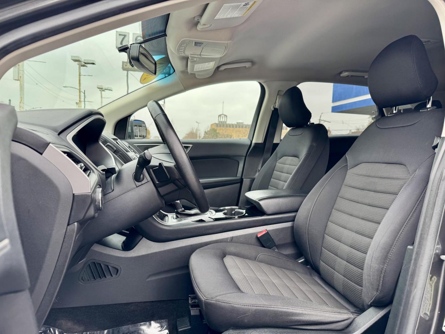 2018 GRAY Ford Edge SEL FWD (2FMPK3J92JB) with an 2.0L L4 DOHC 16V engine, 6A transmission, located at 7600 S Western Ave., Chicago, IL, 60620, (773) 918-3980, 0.000000, 0.000000 - Photo#7