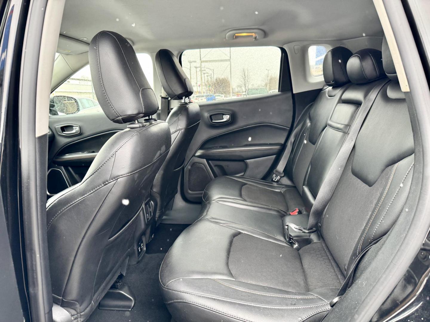 2018 BLACK Jeep Compass Sport 4WD (3C4NJDBB1JT) with an 2.4L L4 DOHC 16V engine, located at 7600 S Western Ave., Chicago, IL, 60620, (773) 918-3980, 0.000000, 0.000000 - Photo#8