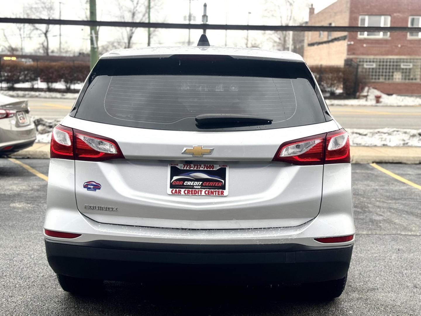 2019 GRAY Chevrolet Equinox LS 1.5 AWD (2GNAXSEV7K6) with an 1.5L L4 DIR DOHC 16V TURBO engine, 6A transmission, located at 7600 S Western Ave., Chicago, IL, 60620, (773) 918-3980, 0.000000, 0.000000 - Photo#3