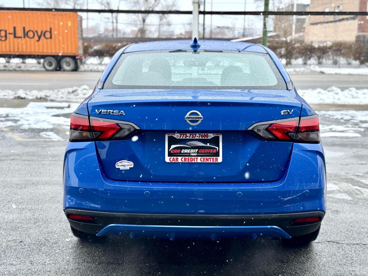 2021 BLUE Nissan Versa SV (3N1CN8EV0ML) with an 1.6L L4 DOHC 16V engine, CVT transmission, located at 7600 S Western Ave., Chicago, IL, 60620, (773) 918-3980, 0.000000, 0.000000 - Photo#3