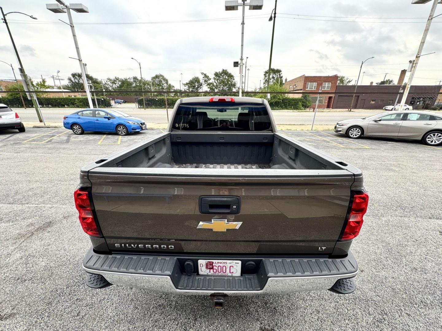 2014 TAN Chevrolet Silverado 1500 1LT Crew Cab 4WD (3GCUKREC4EG) with an 5.3L V8 OHV 16V engine, 6-Speed Automatic transmission, located at 7600 S Western Ave., Chicago, IL, 60620, (773) 918-3980, 0.000000, 0.000000- Photo#4