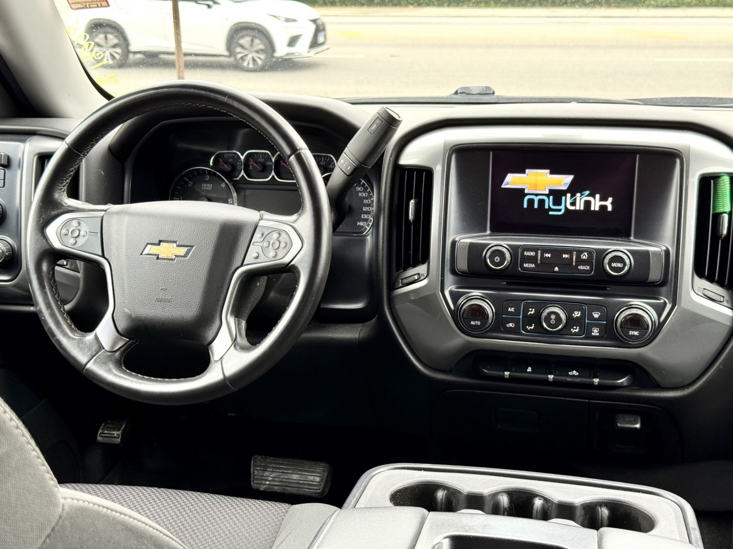 2014 TAN Chevrolet Silverado 1500 1LT Crew Cab 4WD (3GCUKREC4EG) with an 5.3L V8 OHV 16V engine, 6-Speed Automatic transmission, located at 7600 S Western Ave., Chicago, IL, 60620, (773) 918-3980, 0.000000, 0.000000- Photo#9