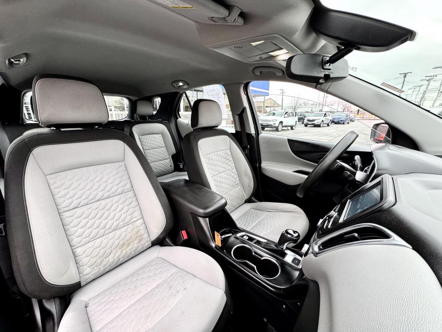 2018 WHITE Chevrolet Equinox LS AWD (2GNAXREV2J6) with an 1.5L L4 DIR DOHC 16V TURBO engine, 6A transmission, located at 7600 S Western Ave., Chicago, IL, 60620, (773) 918-3980, 0.000000, 0.000000 - Photo#12