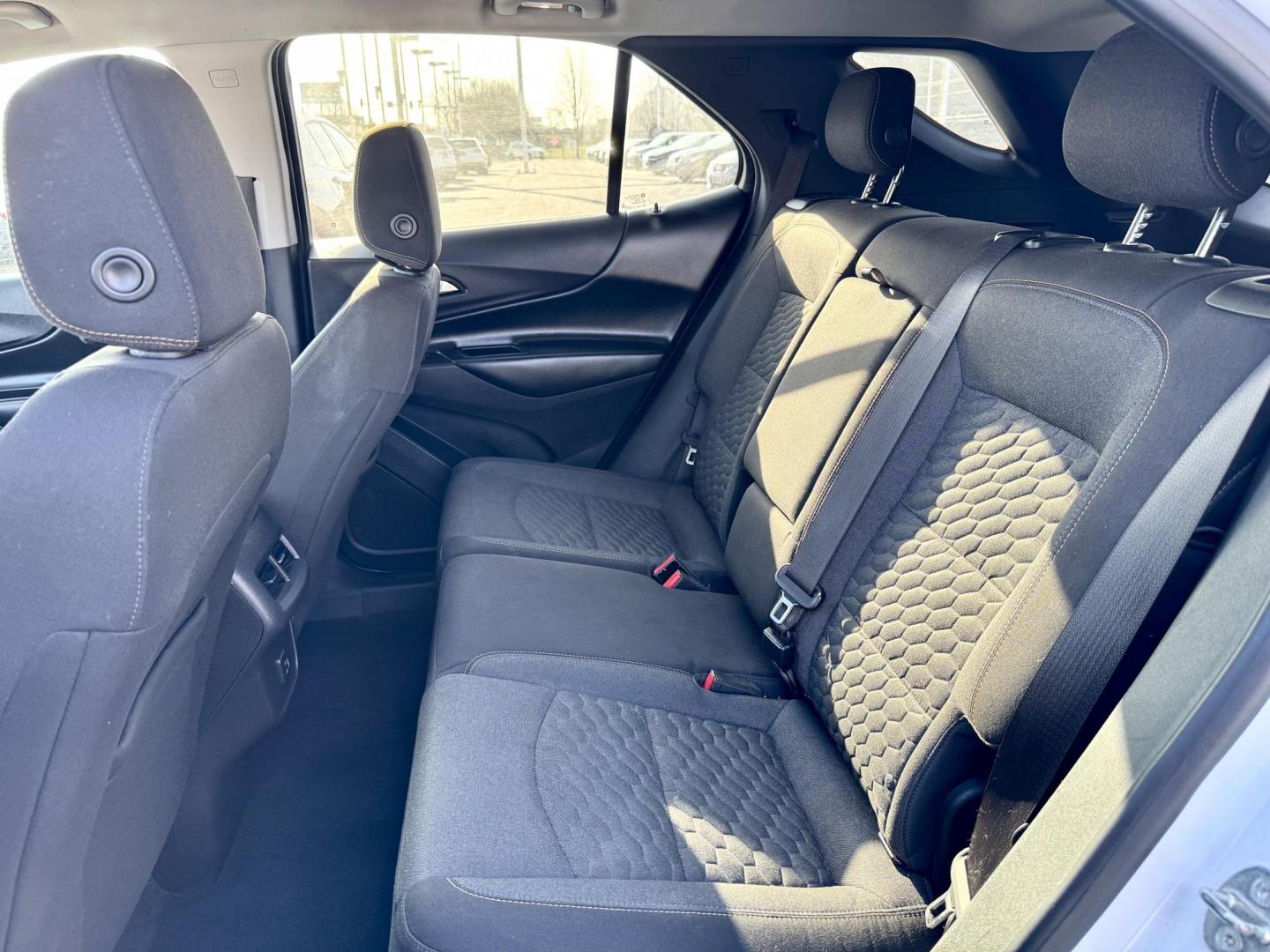 2020 WHITE Chevrolet Equinox LT 2WD (3GNAXKEV1LS) with an 1.5L L4 DIR DOHC 16V TURBO engine, 6A transmission, located at 7600 S Western Ave., Chicago, IL, 60620, (773) 918-3980, 0.000000, 0.000000 - Photo#8