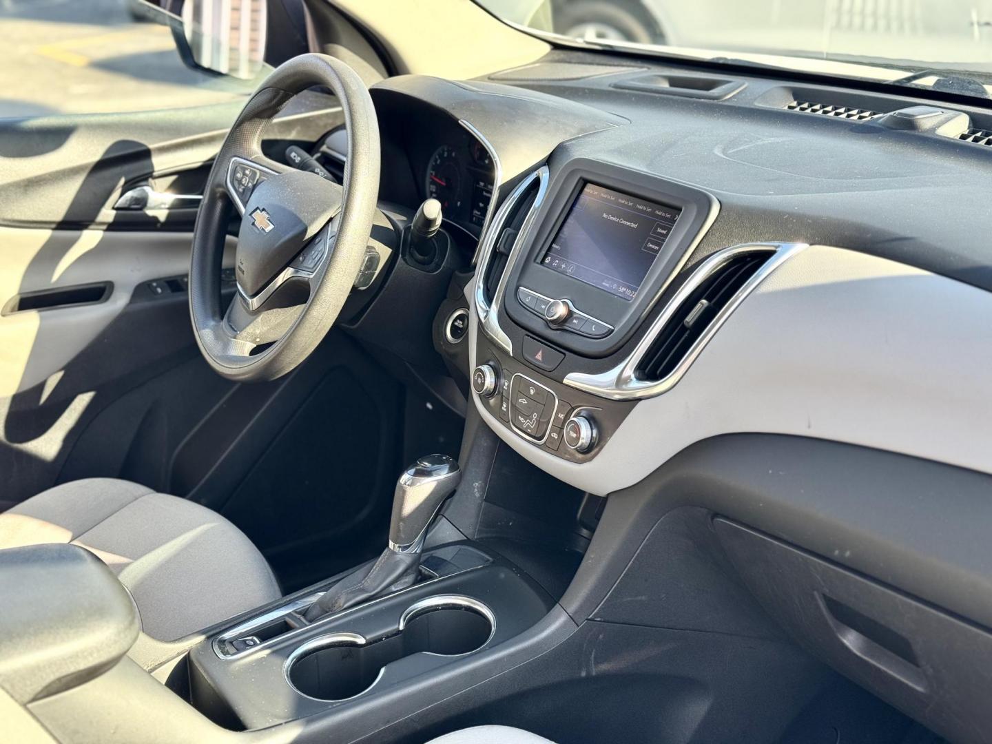 2021 WHITE Chevrolet Equinox LS 2WD (3GNAXHEV7MS) with an 1.5L L4 DOHC 16V TURBO engine, 6A transmission, located at 7600 S Western Ave., Chicago, IL, 60620, (773) 918-3980, 0.000000, 0.000000 - Photo#11