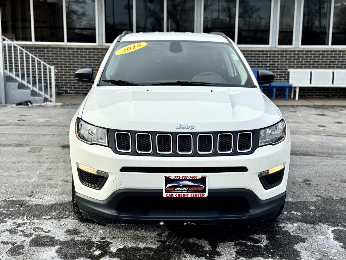 2018 WHITE Jeep Compass Sport FWD (3C4NJCAB3JT) with an 2.4L L4 DOHC 16V engine, located at 7600 S Western Ave., Chicago, IL, 60620, (773) 918-3980, 0.000000, 0.000000 - Photo#1