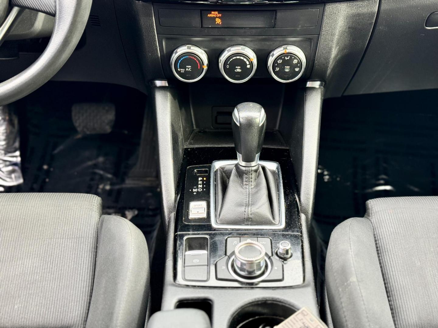 2016 BLACK Mazda CX-5 Sport AWD (JM3KE4BY4G0) with an 2.5L L4 DOHC 16V engine, 6-Speed Automatic transmission, located at 7600 S Western Ave., Chicago, IL, 60620, (773) 918-3980, 0.000000, 0.000000 - Photo#10