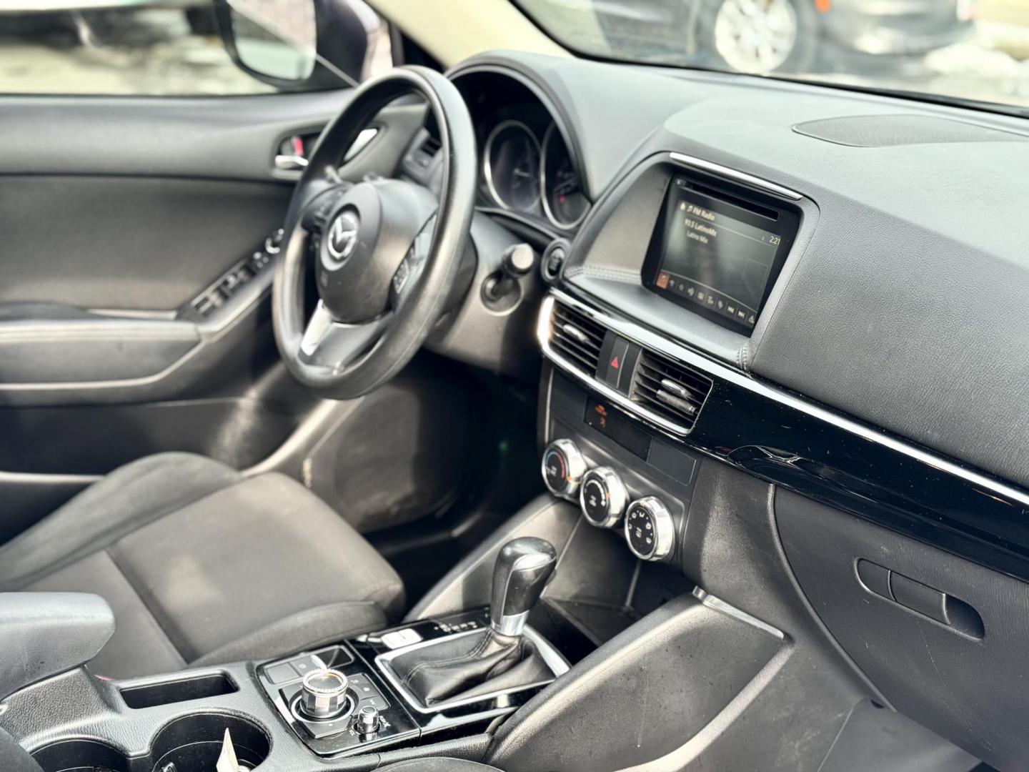 2016 BLACK Mazda CX-5 Sport AWD (JM3KE4BY4G0) with an 2.5L L4 DOHC 16V engine, 6-Speed Automatic transmission, located at 7600 S Western Ave., Chicago, IL, 60620, (773) 918-3980, 0.000000, 0.000000 - Photo#11