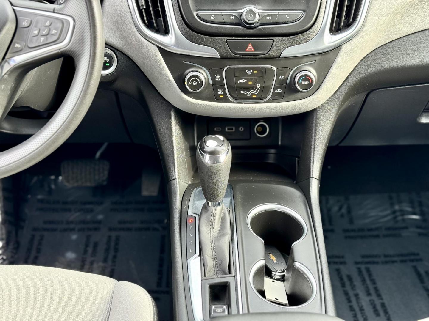 2021 WHITE Chevrolet Equinox LT 2WD (3GNAXJEV8MS) with an 1.5L L4 DOHC 16V TURBO engine, 6A transmission, located at 7600 S Western Ave., Chicago, IL, 60620, (773) 918-3980, 0.000000, 0.000000 - Photo#10