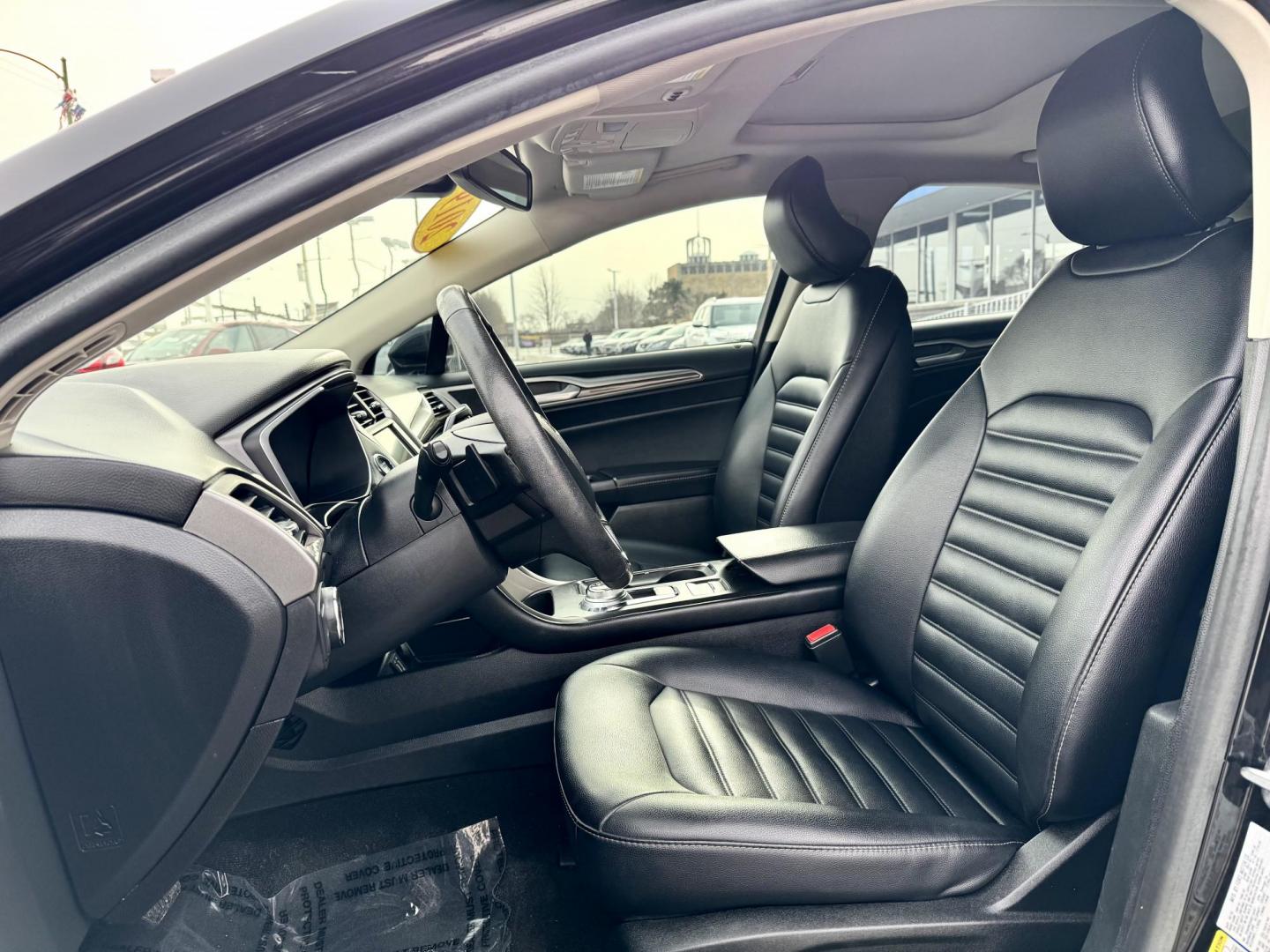 2019 BLACK Ford Fusion SEL (3FA6P0CDXKR) with an 1.5L L4 DOHC 16V engine, 6A transmission, located at 7600 S Western Ave., Chicago, IL, 60620, (773) 918-3980, 0.000000, 0.000000 - Photo#7