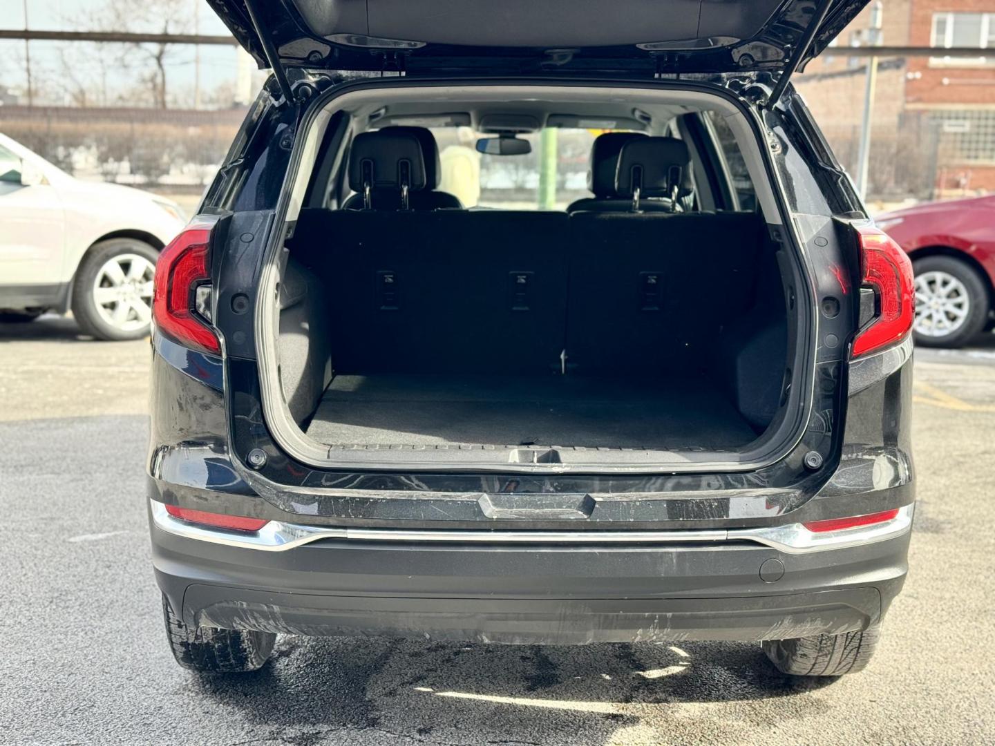 2019 BLACK GMC Terrain SLT AWD (3GKALVEV2KL) with an 1.4L L4 DOHC 16V TURBO engine, 6A transmission, located at 7600 S Western Ave., Chicago, IL, 60620, (773) 918-3980, 0.000000, 0.000000 - Photo#4