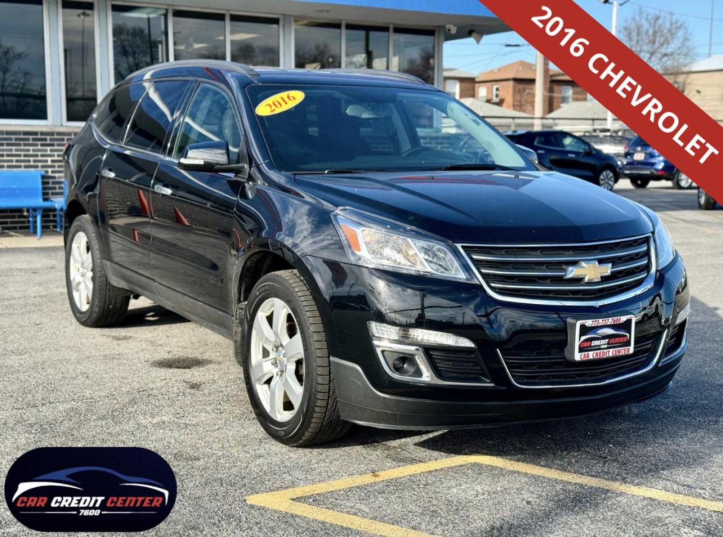 2016 BLACK Chevrolet Traverse 1LT AWD (1GNKVGKD4GJ) with an 3.6L V6 DOHC 24V engine, 6A transmission, located at 7600 S Western Ave., Chicago, IL, 60620, (773) 918-3980, 0.000000, 0.000000 - Photo#0