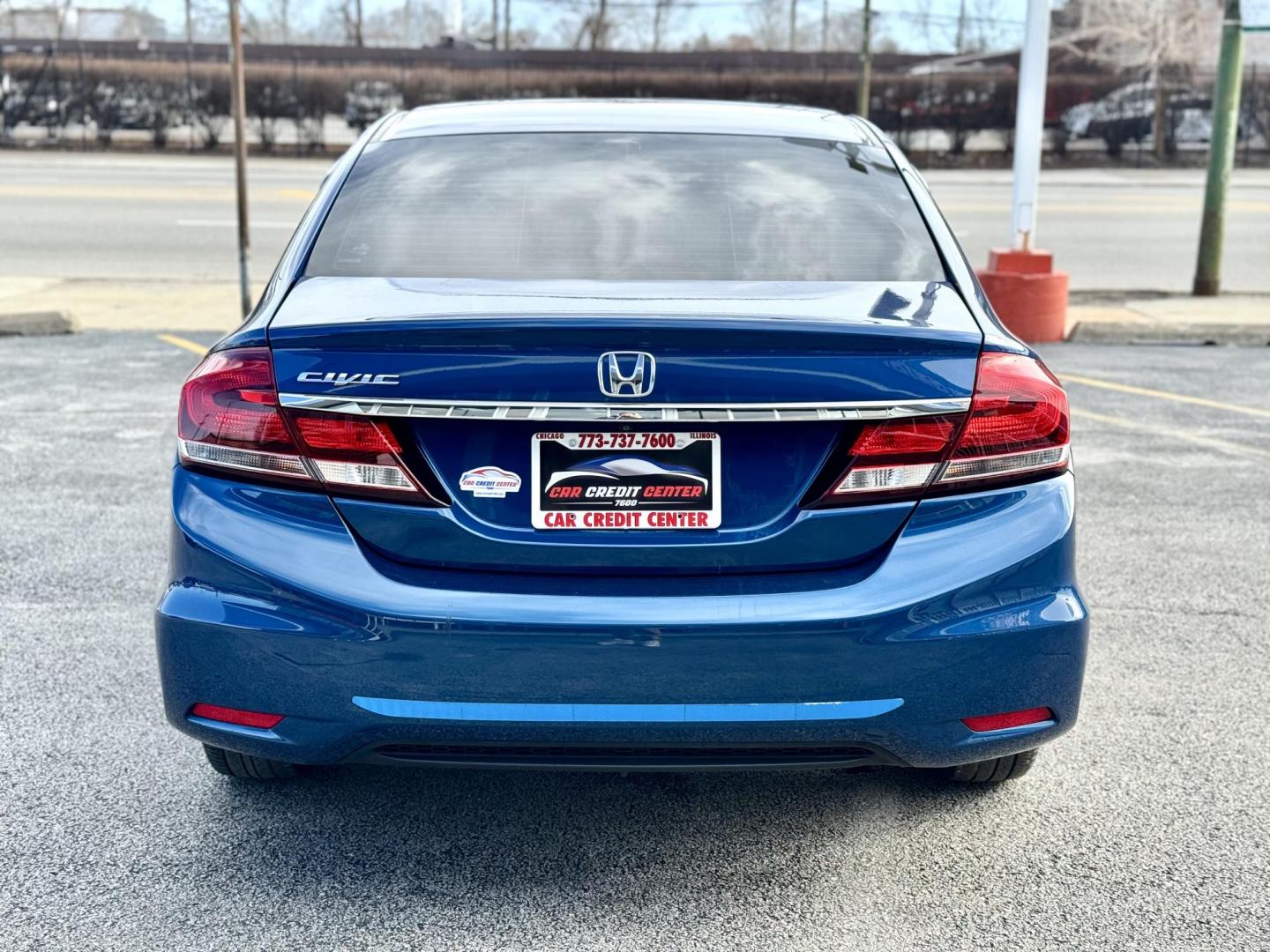 2014 BLUE Honda Civic LX Sedan CVT (19XFB2F5XEE) with an 1.8L L4 SOHC 16V engine, Continuously Variable Transmission transmission, located at 7600 S Western Ave., Chicago, IL, 60620, (773) 918-3980, 0.000000, 0.000000 - Photo#3