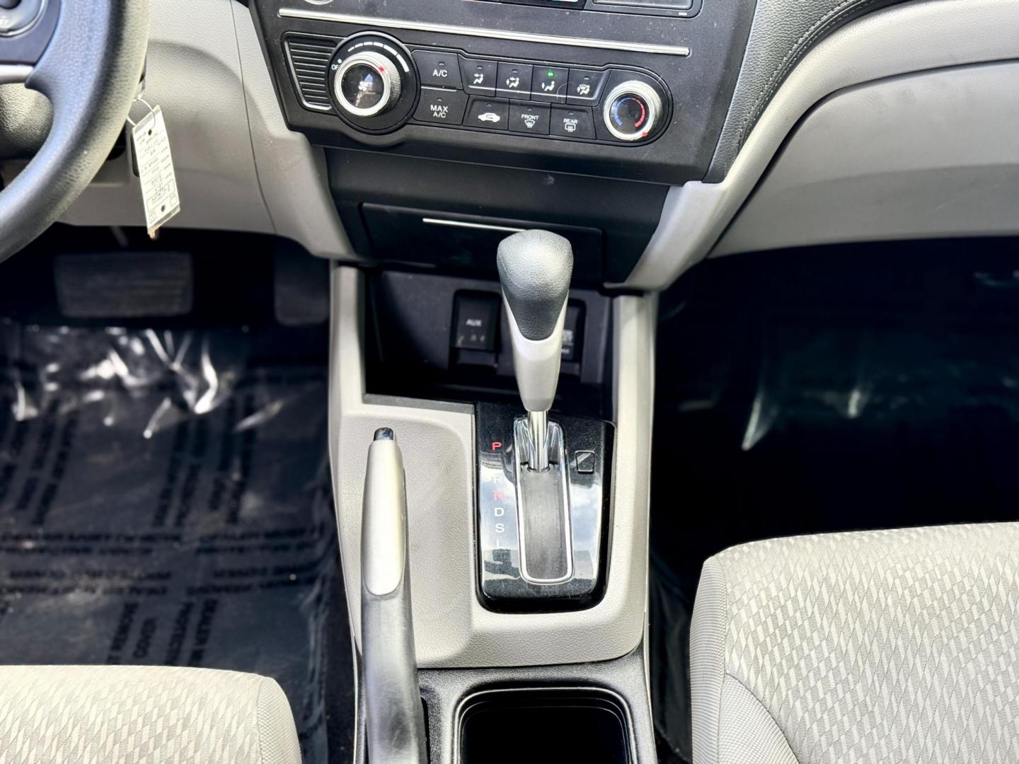 2014 BLUE Honda Civic LX Sedan CVT (19XFB2F5XEE) with an 1.8L L4 SOHC 16V engine, Continuously Variable Transmission transmission, located at 7600 S Western Ave., Chicago, IL, 60620, (773) 918-3980, 0.000000, 0.000000 - Photo#10