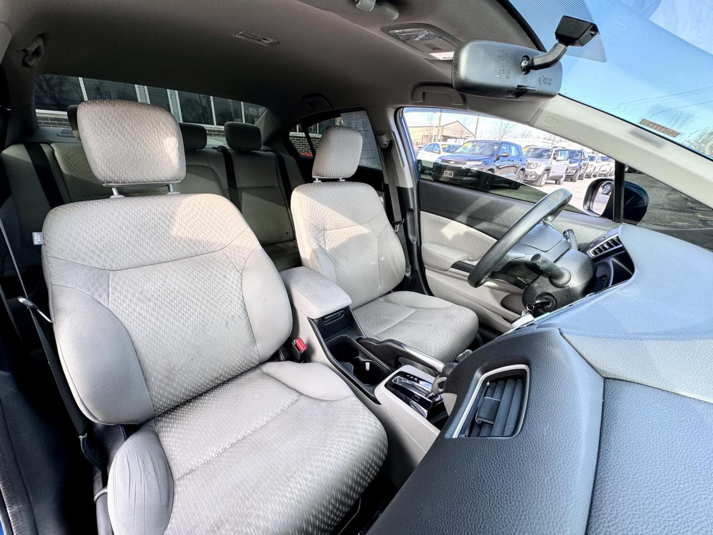 2014 BLUE Honda Civic LX Sedan CVT (19XFB2F5XEE) with an 1.8L L4 SOHC 16V engine, Continuously Variable Transmission transmission, located at 7600 S Western Ave., Chicago, IL, 60620, (773) 918-3980, 0.000000, 0.000000 - Photo#12