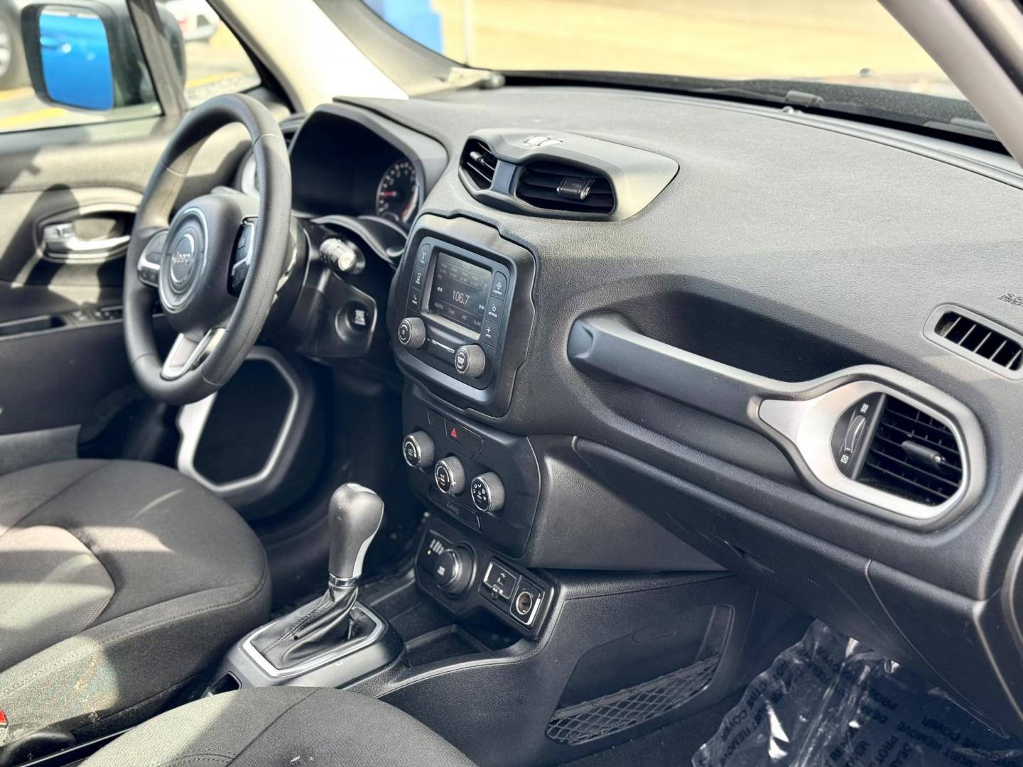 2019 BLACK Jeep Renegade Sport 4WD (ZACNJBAB6KP) with an 2.4L L4 DOHC 16V engine, 6M transmission, located at 7600 S Western Ave., Chicago, IL, 60620, (773) 918-3980, 0.000000, 0.000000 - Photo#11
