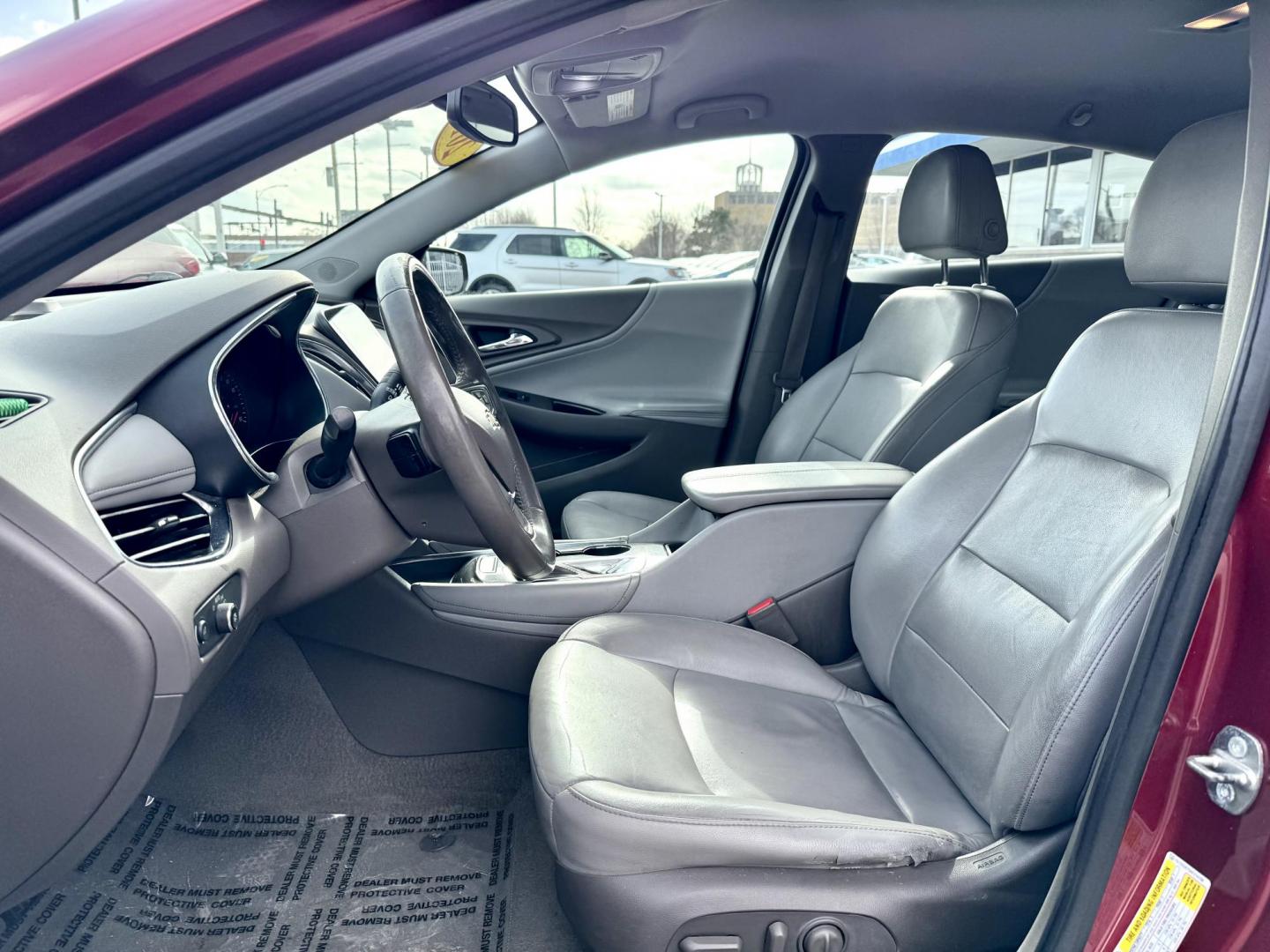 2017 RED Chevrolet Malibu 1LT (1G1ZE5ST5HF) with an 1.5L L4 DOHC 16V engine, 6A transmission, located at 7600 S Western Ave., Chicago, IL, 60620, (773) 918-3980, 0.000000, 0.000000 - Photo#7