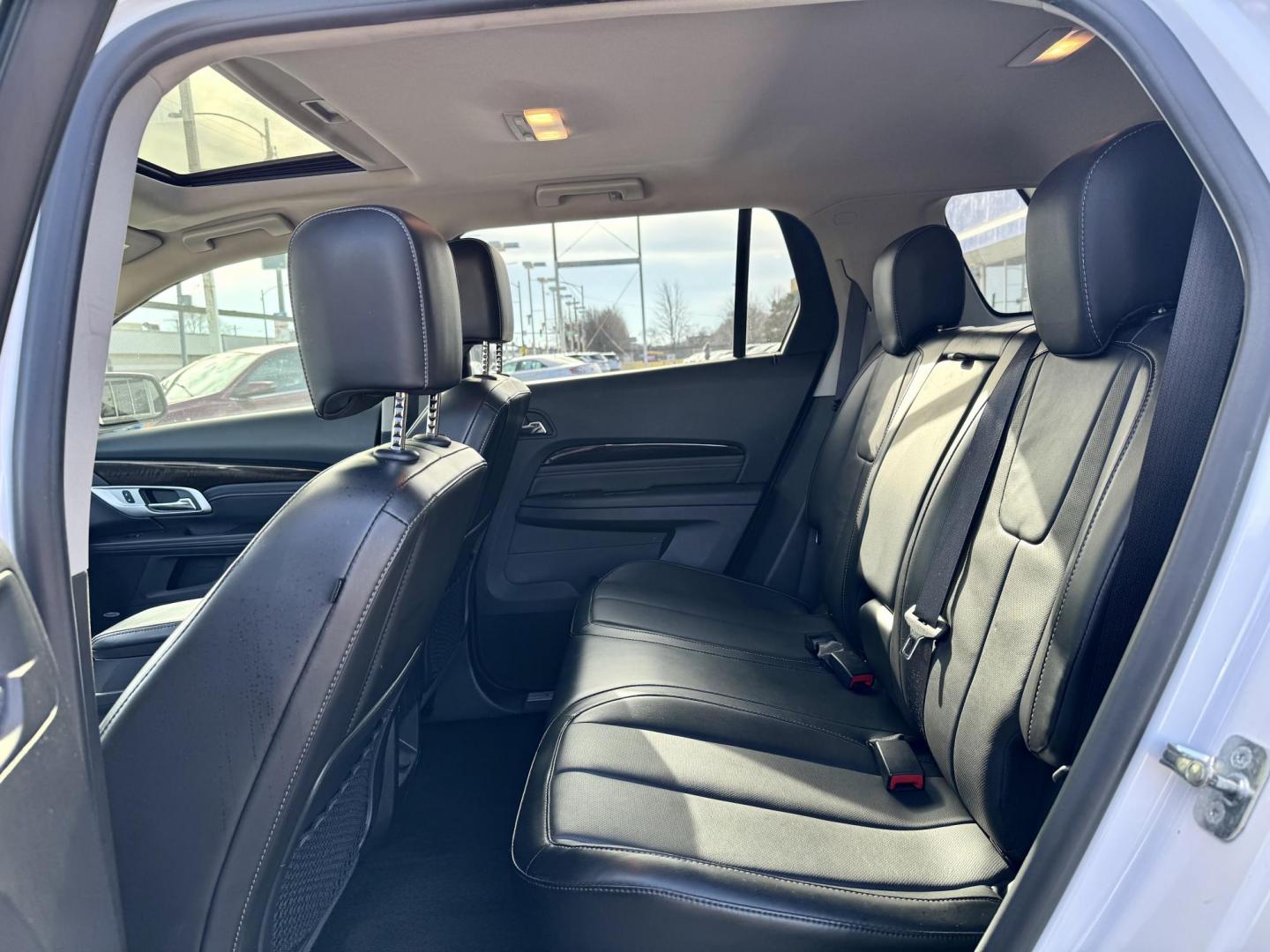 2016 PEARL GMC Terrain Denali FWD (2GKFLRE31G6) with an 3.6L V6 DOHC 24V engine, 6A transmission, located at 7600 S Western Ave., Chicago, IL, 60620, (773) 918-3980, 0.000000, 0.000000 - Photo#8