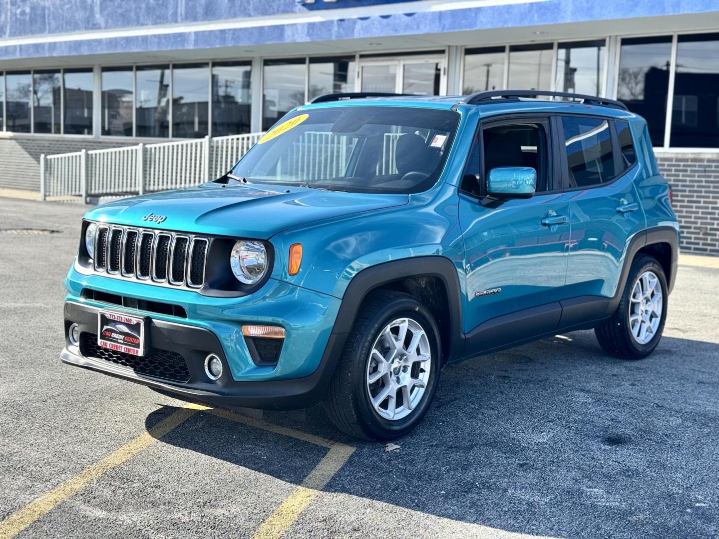 2020 TEAL Jeep Renegade Latitude (ZACNJABBXLP) with an 2.4L L4 DOHC 16V engine, 9A transmission, located at 7600 S Western Ave., Chicago, IL, 60620, (773) 918-3980, 0.000000, 0.000000 - Photo#2