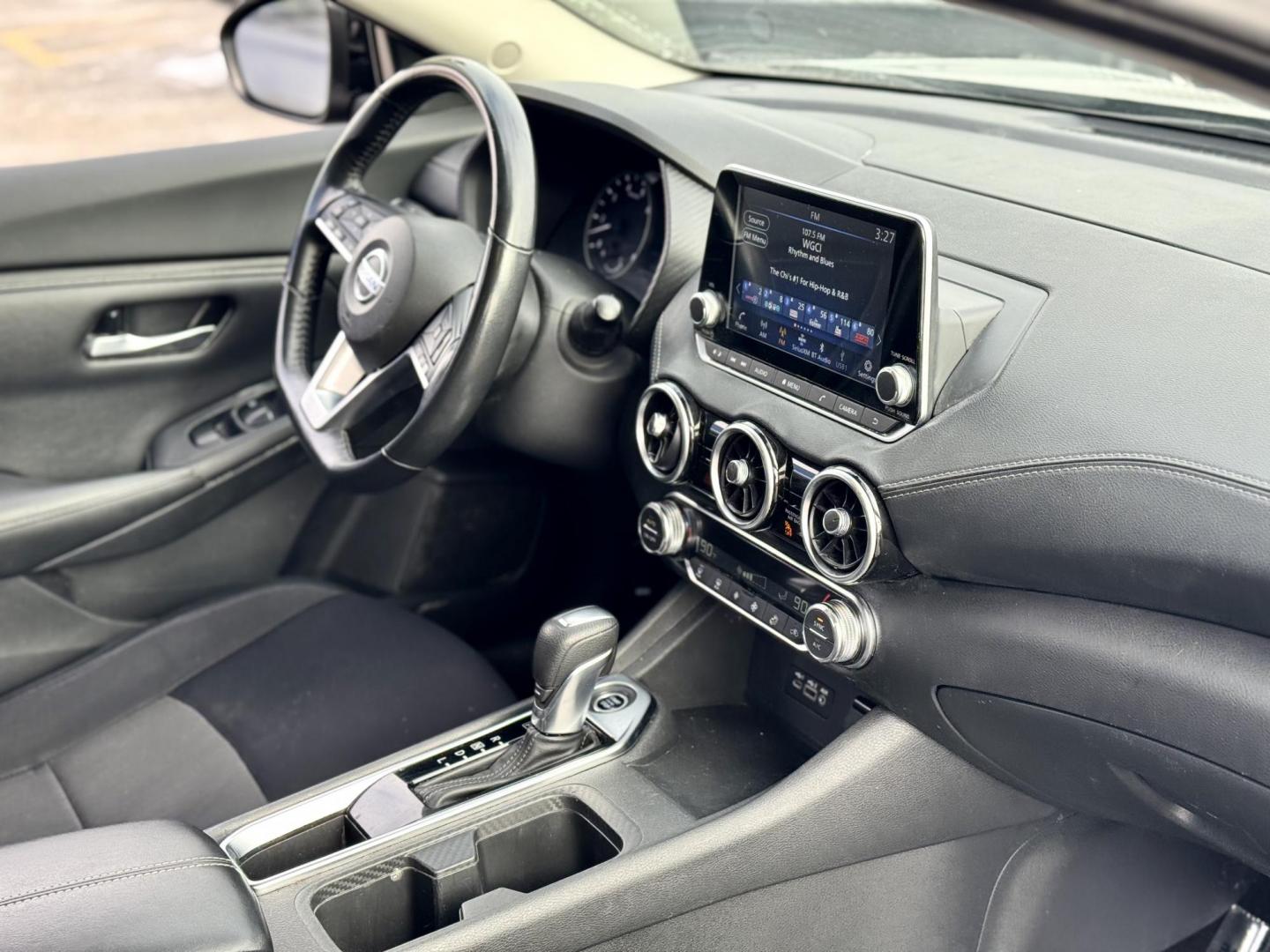 2021 BLACK Nissan Sentra SV (3N1AB8CV7MY) with an 1.8L L4 SFI DOHC 16V engine, CVT transmission, located at 7600 S Western Ave., Chicago, IL, 60620, (773) 918-3980, 0.000000, 0.000000 - Photo#9