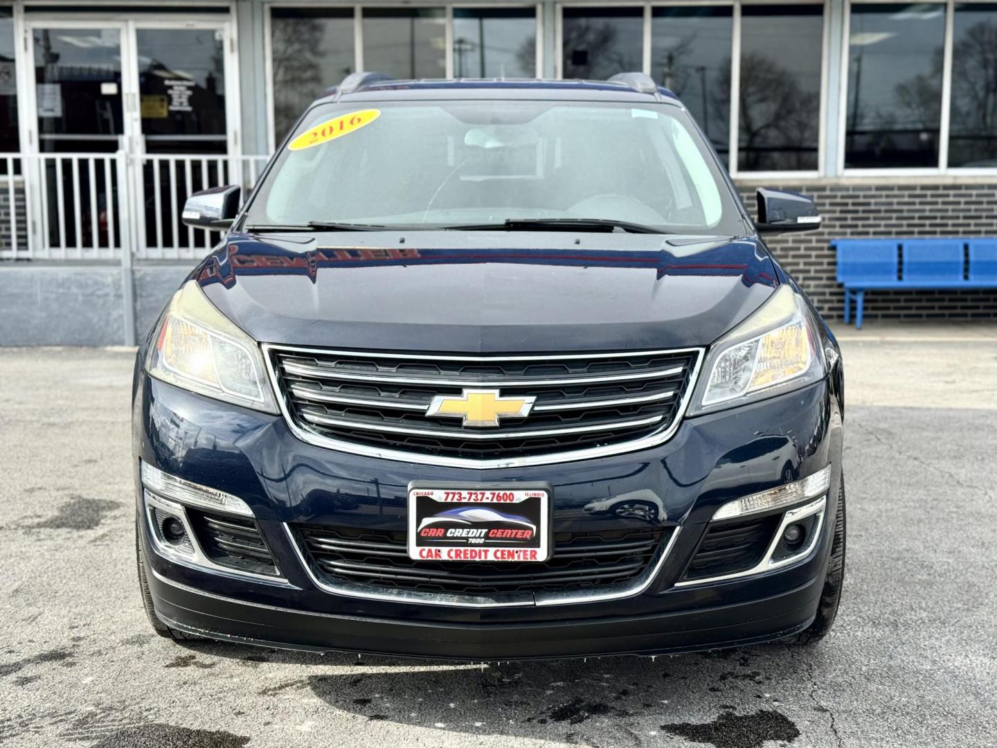 2016 BLUE Chevrolet Traverse 1LT FWD (1GNKRGKD4GJ) with an 3.6L V6 DOHC 24V engine, 6A transmission, located at 7600 S Western Ave., Chicago, IL, 60620, (773) 918-3980, 0.000000, 0.000000 - Photo#1