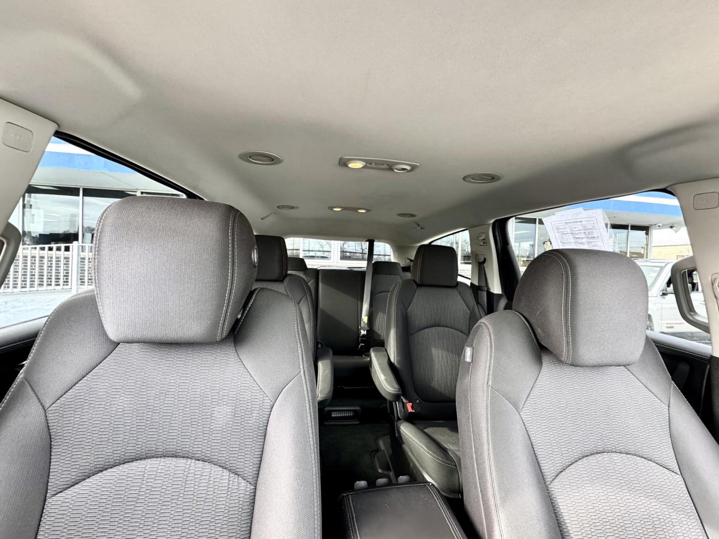 2016 BLUE Chevrolet Traverse 1LT FWD (1GNKRGKD4GJ) with an 3.6L V6 DOHC 24V engine, 6A transmission, located at 7600 S Western Ave., Chicago, IL, 60620, (773) 918-3980, 0.000000, 0.000000 - Photo#13