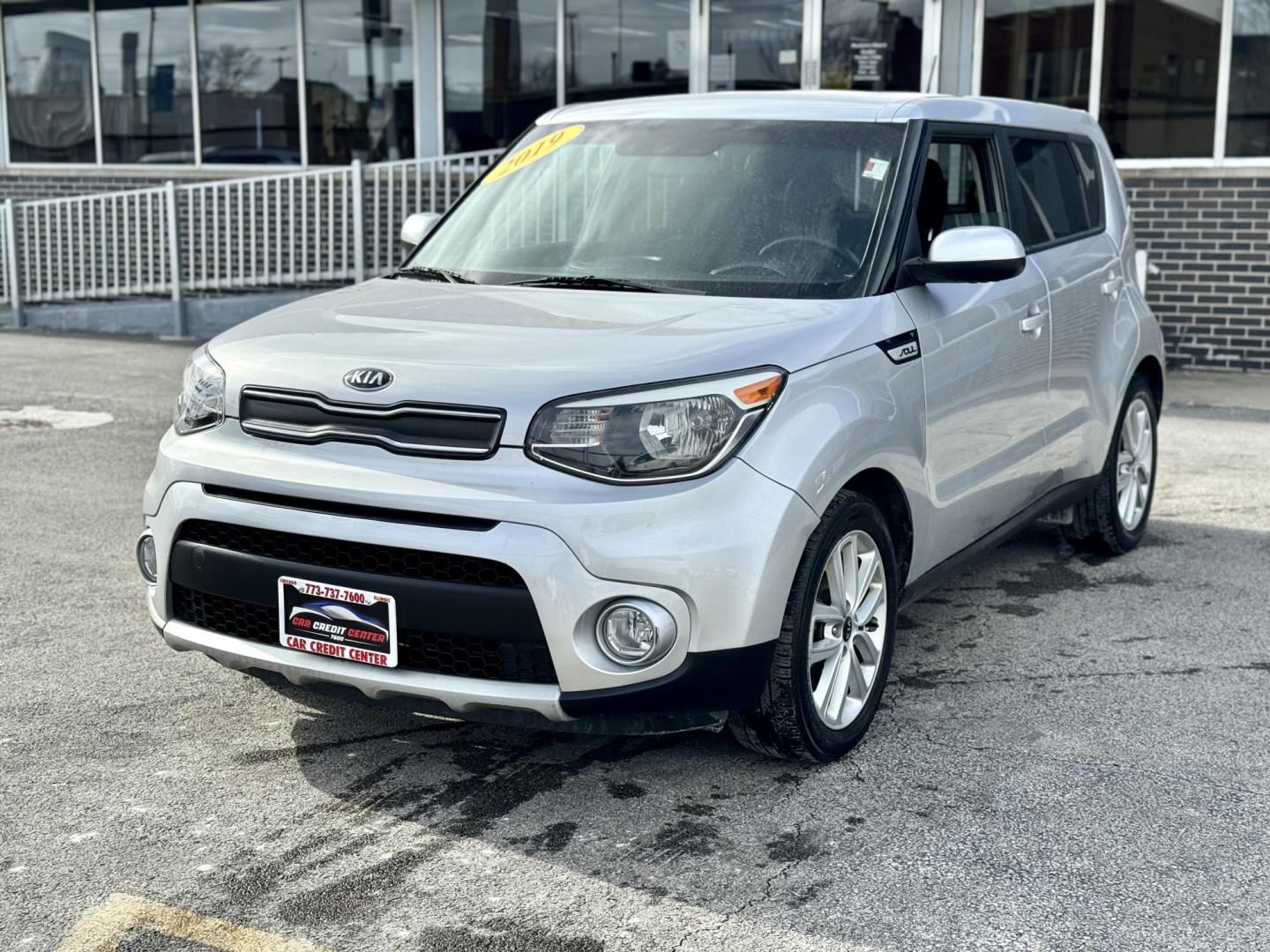 2019 SILVER Kia Soul + (KNDJP3A58K7) with an 2.0L L4 DOHC 16V engine, 6A transmission, located at 7600 S Western Ave., Chicago, IL, 60620, (773) 918-3980, 0.000000, 0.000000 - Photo#2