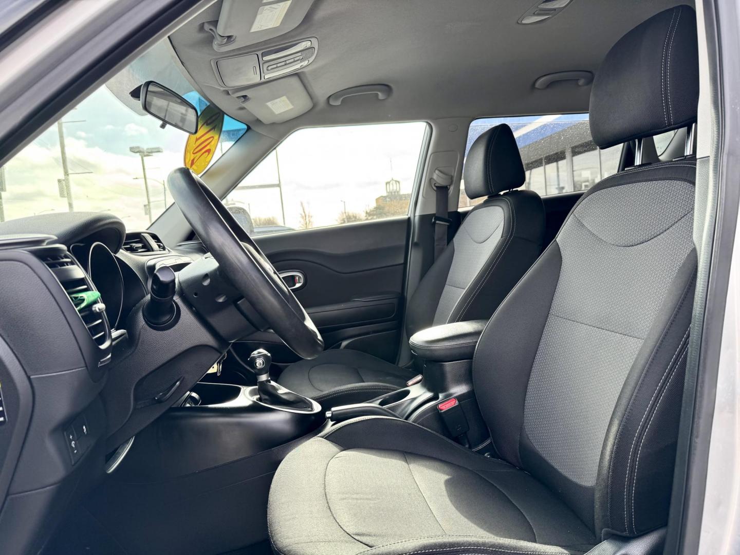 2019 SILVER Kia Soul + (KNDJP3A58K7) with an 2.0L L4 DOHC 16V engine, 6A transmission, located at 7600 S Western Ave., Chicago, IL, 60620, (773) 918-3980, 0.000000, 0.000000 - Photo#7