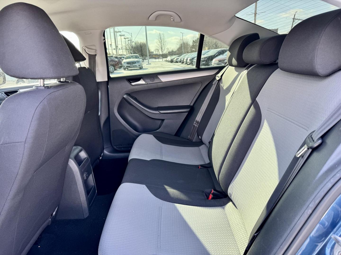 2017 BLUE Volkswagen Jetta 1.4T S 6A (3VW2B7AJ8HM) with an 1.4L L4 DOHC 20V engine, 6A transmission, located at 7600 S Western Ave., Chicago, IL, 60620, (773) 918-3980, 0.000000, 0.000000 - Photo#8