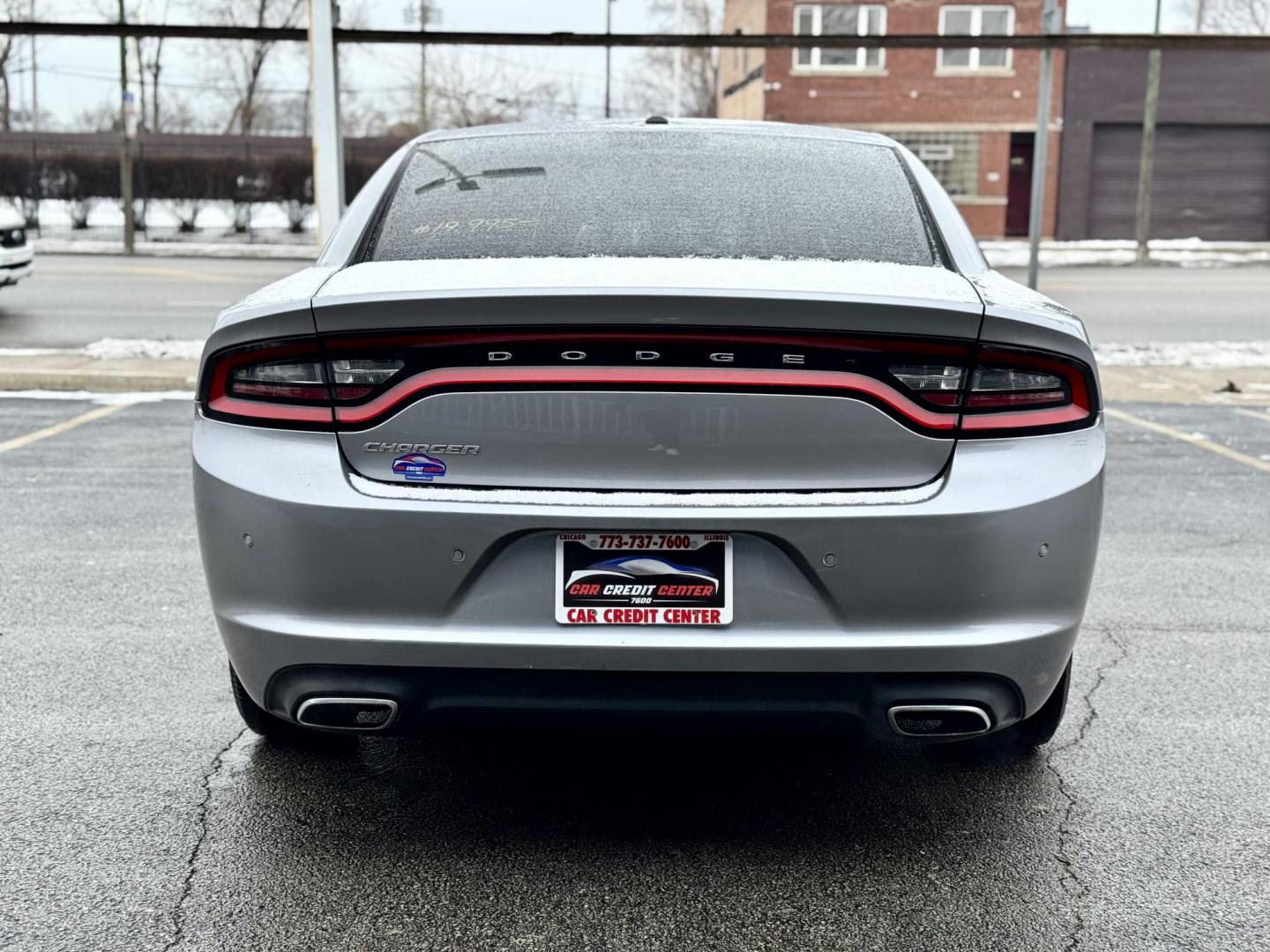 2016 SILVER Dodge Charger SE (2C3CDXBG9GH) with an 3.6L V6 DOHC 24V engine, 8A transmission, located at 7600 S Western Ave., Chicago, IL, 60620, (773) 918-3980, 0.000000, 0.000000 - Photo#3