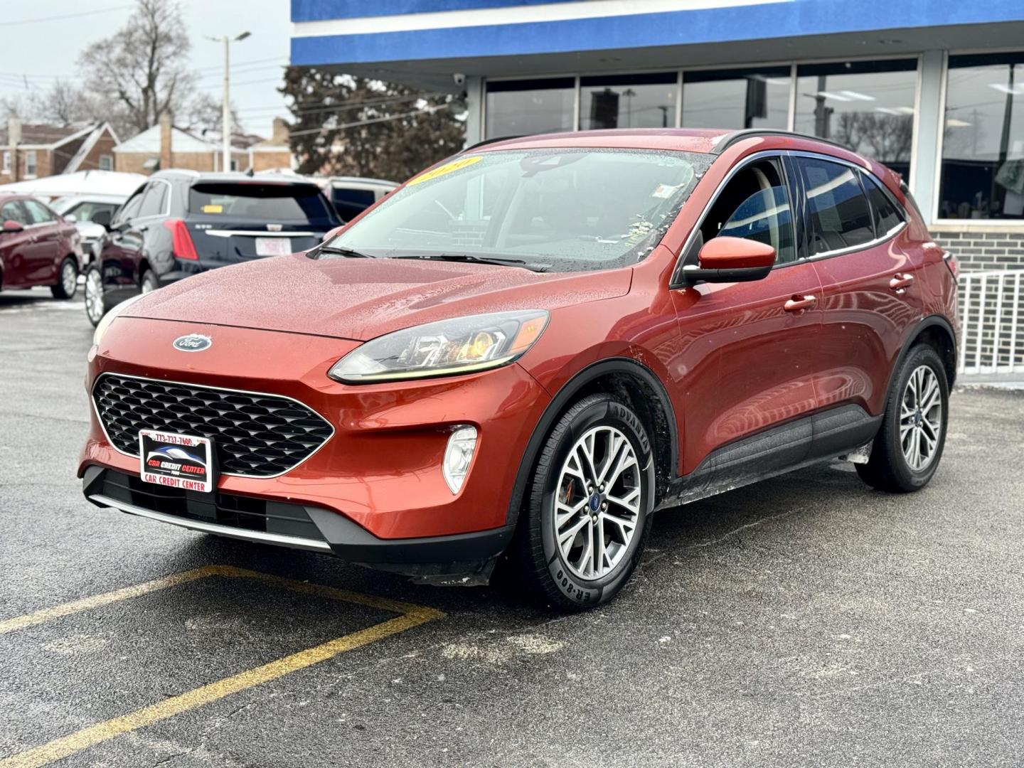 2020 ORANGE Ford Escape SEL (1FMCU0H60LU) with an 1.5L L3 engine, 6A transmission, located at 7600 S Western Ave., Chicago, IL, 60620, (773) 918-3980, 0.000000, 0.000000 - Photo#2
