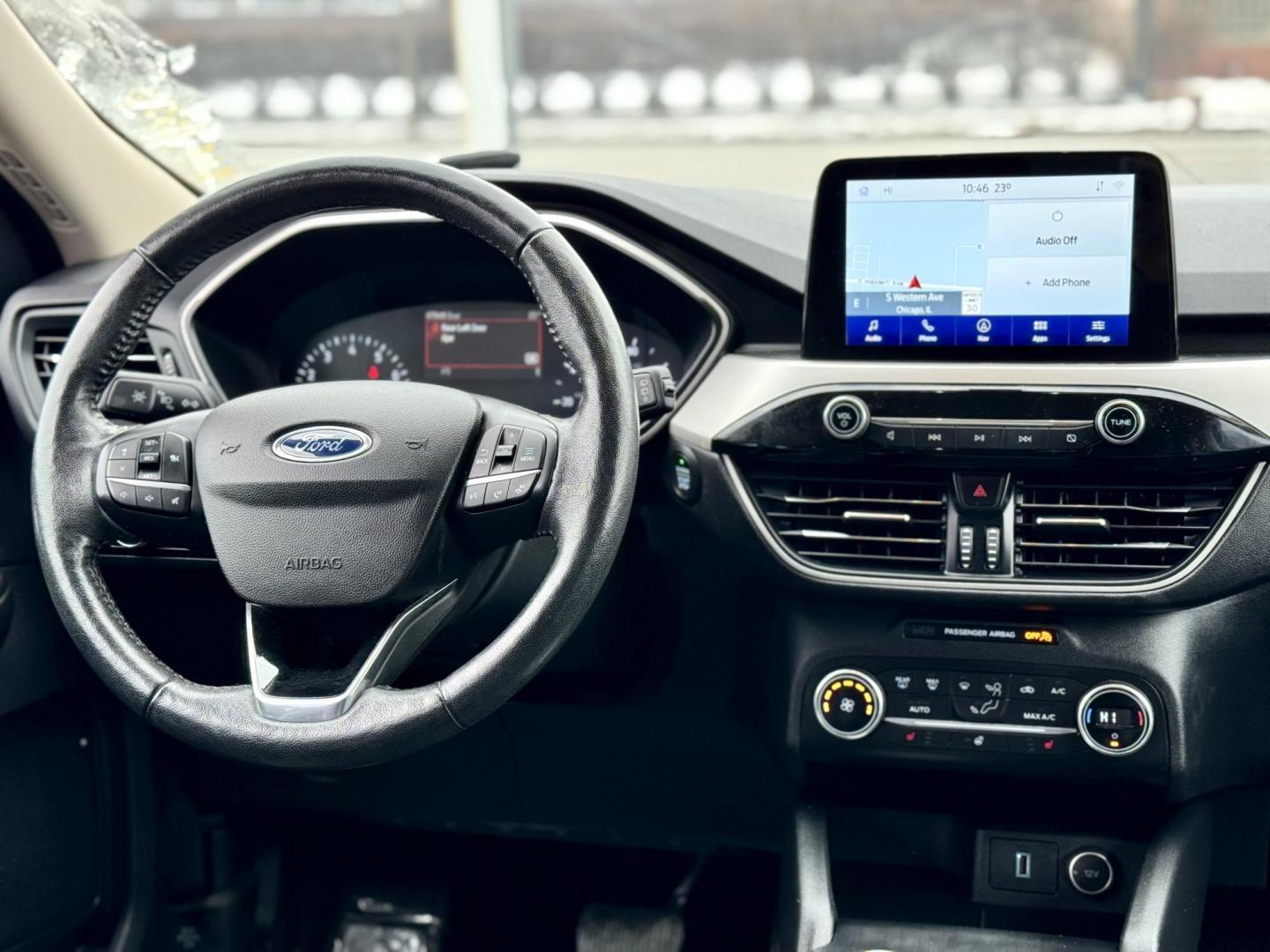 2020 ORANGE Ford Escape SEL (1FMCU0H60LU) with an 1.5L L3 engine, 6A transmission, located at 7600 S Western Ave., Chicago, IL, 60620, (773) 918-3980, 0.000000, 0.000000 - Photo#9