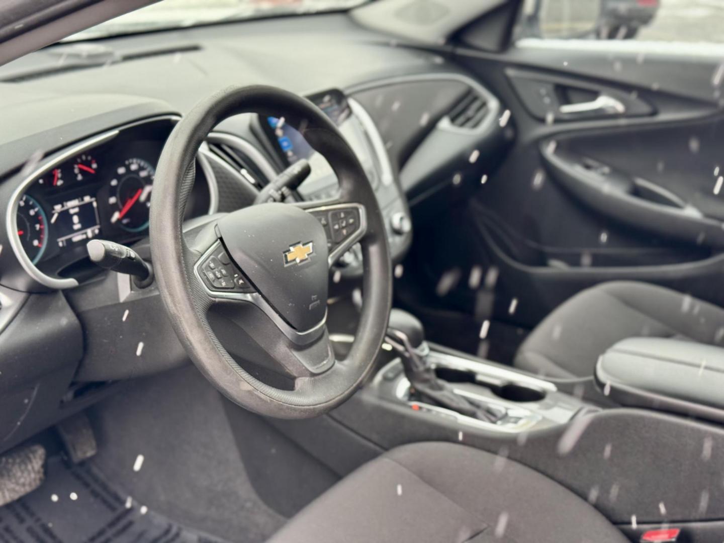 2023 GRAY Chevrolet Malibu 1LT (1G1ZD5ST4PF) with an 1.5L L4 DOHC 16V engine, 6A transmission, located at 7600 S Western Ave., Chicago, IL, 60620, (773) 918-3980, 0.000000, 0.000000 - Photo#4