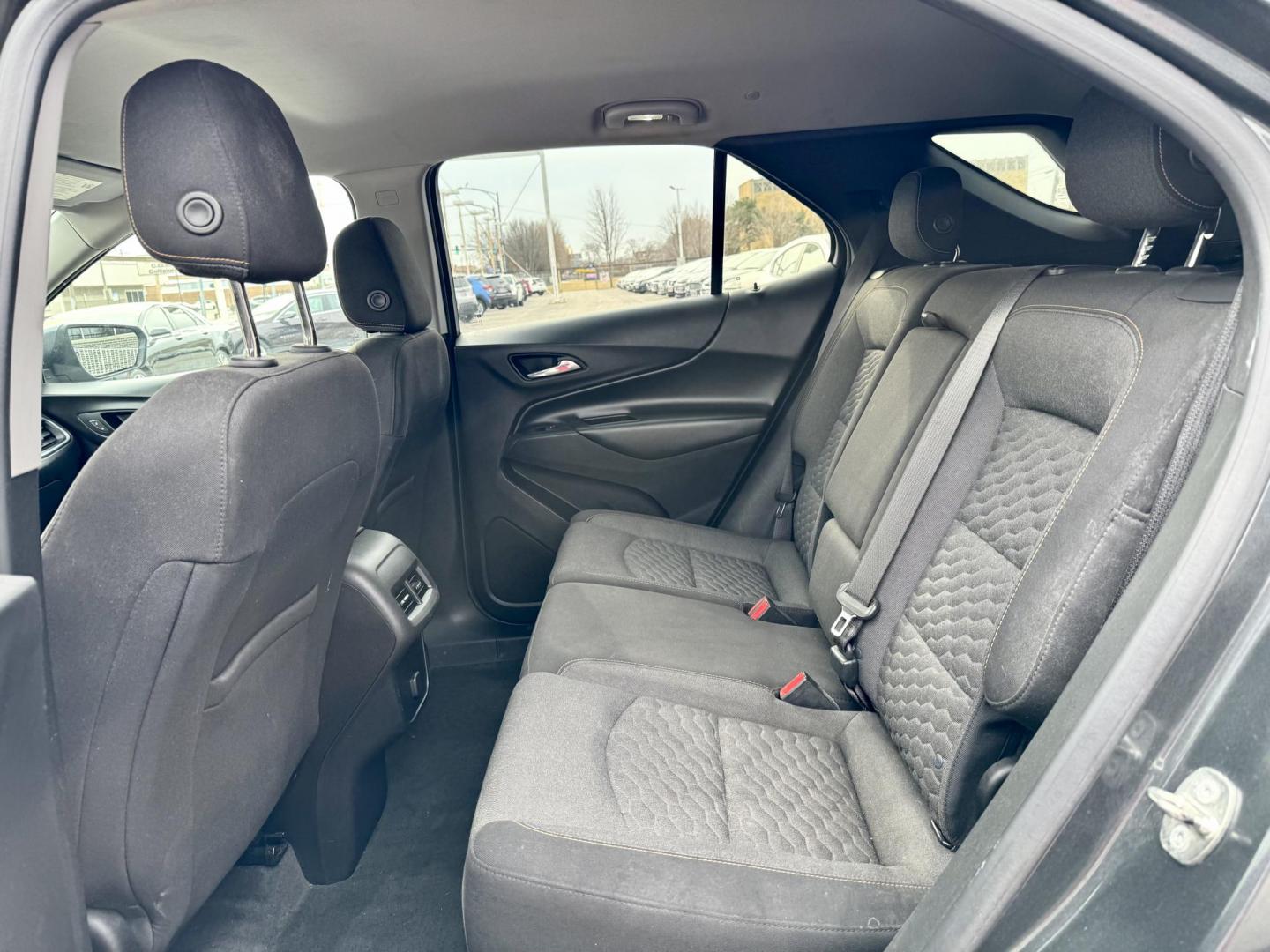 2018 GREEN Chevrolet Equinox LT 2WD (2GNAXJEV6J6) with an 1.5L L4 DIR DOHC 16V TURBO engine, 6A transmission, located at 7600 S Western Ave., Chicago, IL, 60620, (773) 918-3980, 0.000000, 0.000000 - Photo#8