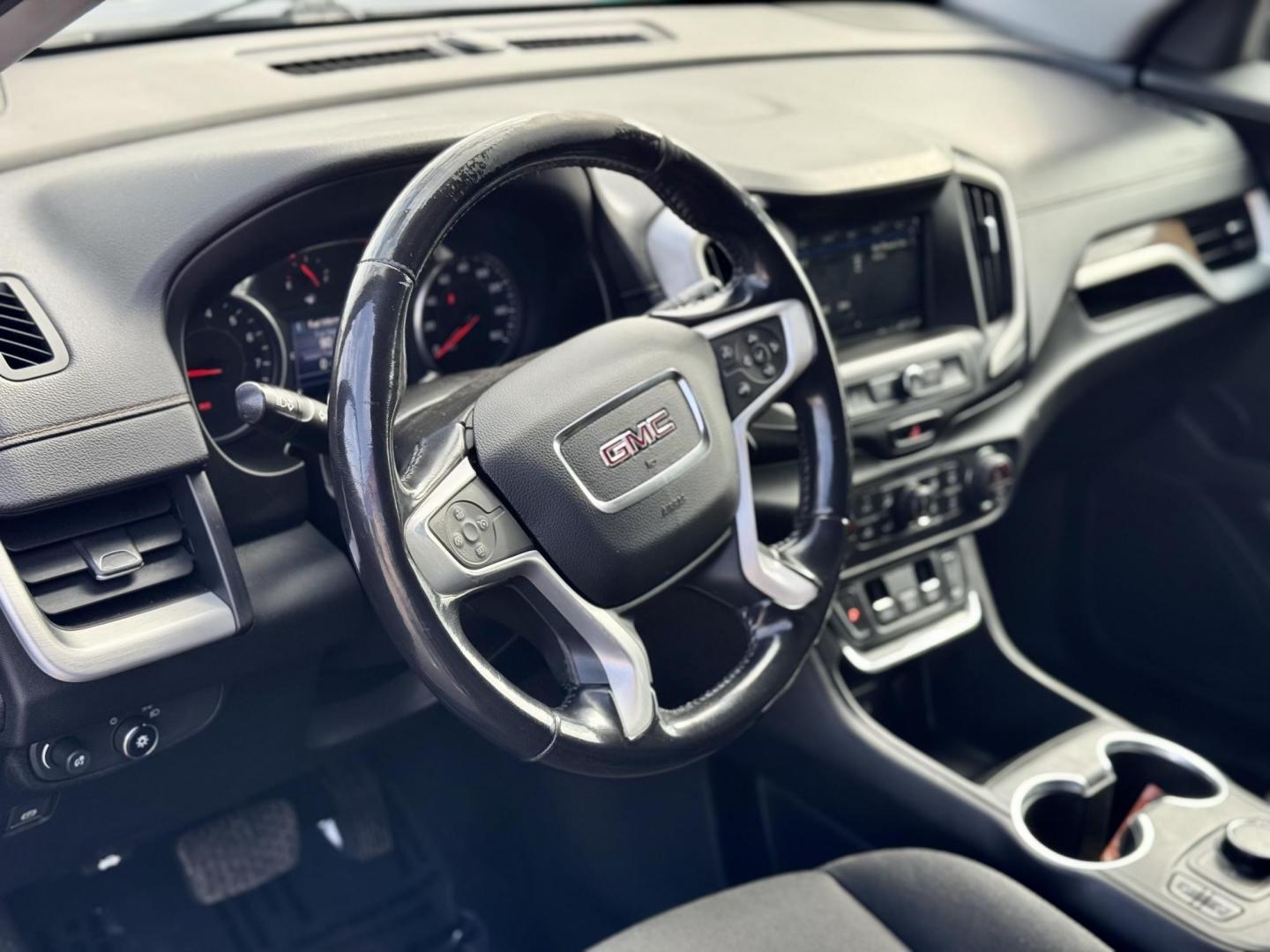 2019 BLUE GMC Terrain SLE (3GKALMEV1KL) with an 1.4L L4 DOHC 16V TURBO engine, 6A transmission, located at 7600 S Western Ave., Chicago, IL, 60620, (773) 918-3980, 0.000000, 0.000000 - Photo#4