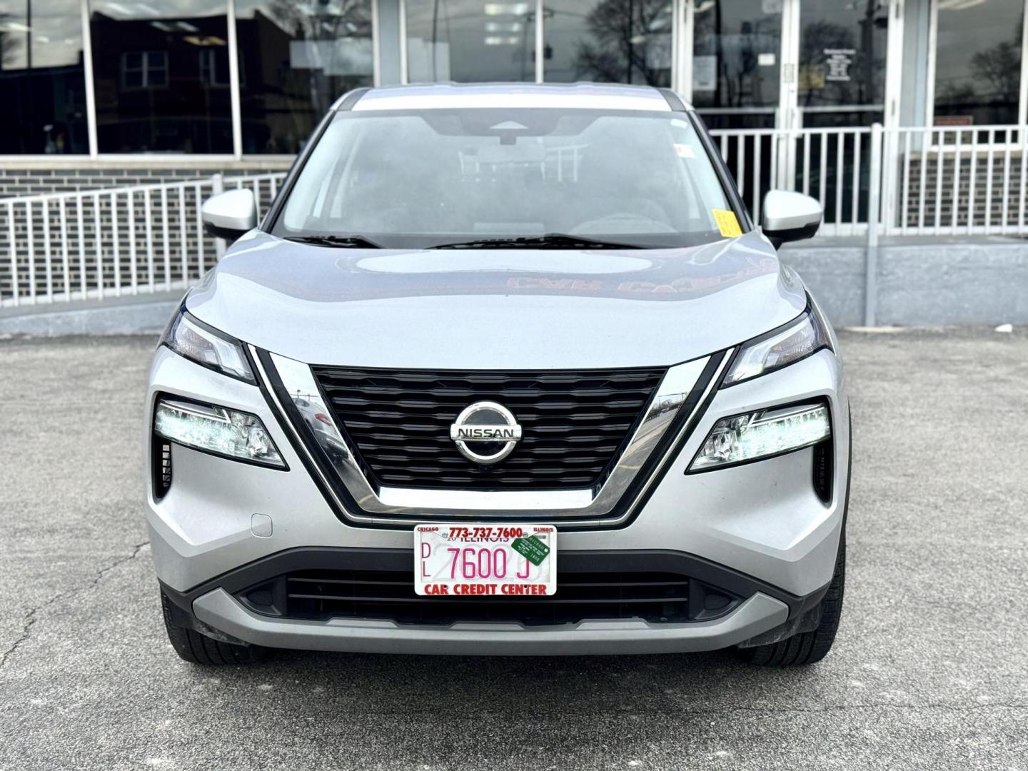 2021 SILVER Nissan Rogue SV AWD (JN8AT3BB5MW) with an 2.5L L4 DOHC 16V engine, CVT transmission, located at 7600 S Western Ave., Chicago, IL, 60620, (773) 918-3980, 0.000000, 0.000000 - Photo#1