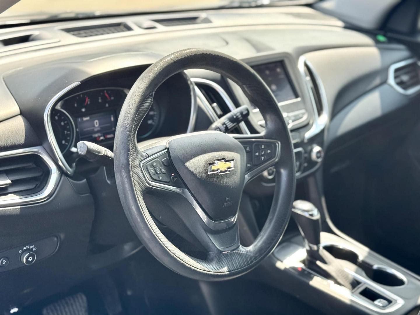 2021 BLACK Chevrolet Equinox LT 1.5 2WD (2GNAXKEV5M6) with an 1.5L L4 DIR DOHC 16V TURBO engine, 6A transmission, located at 7600 S Western Ave., Chicago, IL, 60620, (773) 918-3980, 0.000000, 0.000000 - Photo#5