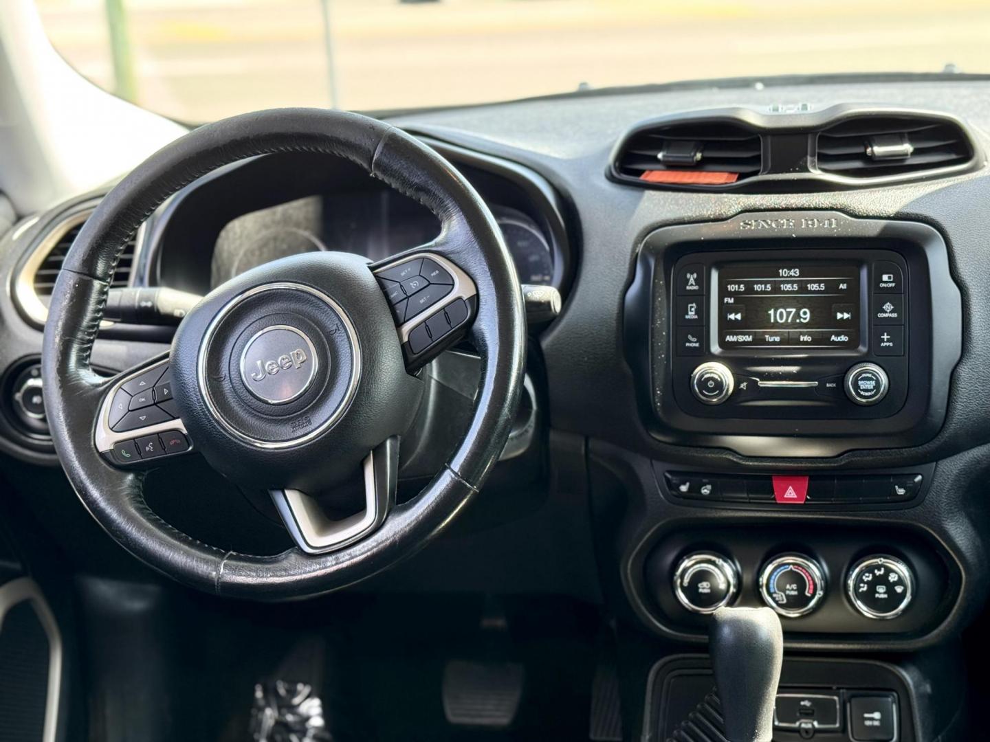 2017 BLACK Jeep Renegade Latitude FWD (ZACCJABB8HP) with an 2.4L L4 DOHC 16V engine, 6M transmission, located at 7600 S Western Ave., Chicago, IL, 60620, (773) 918-3980, 0.000000, 0.000000 - Photo#9